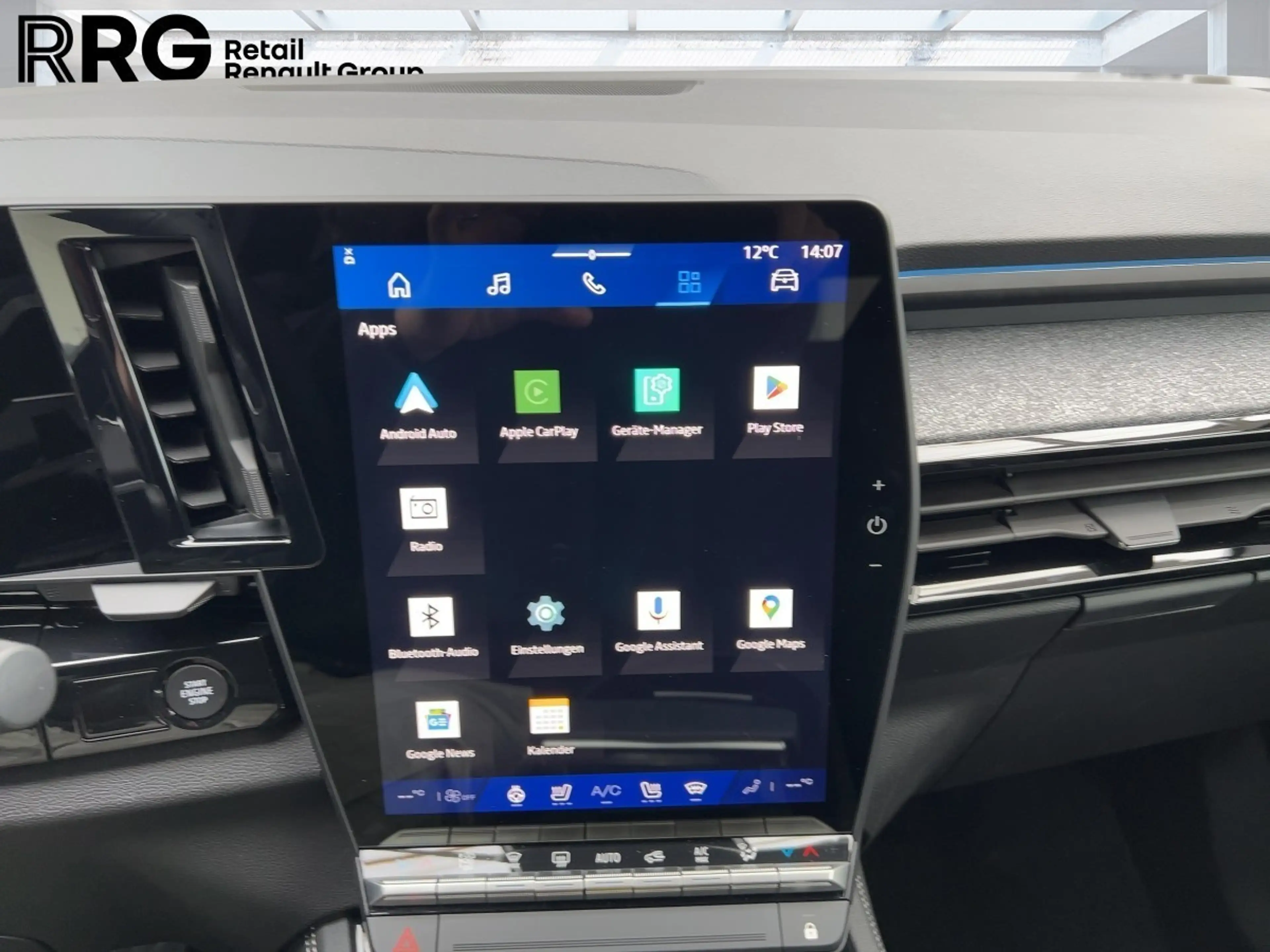 Renault Austral Techno Full Hybrid E-Tech 200 — photo 12
