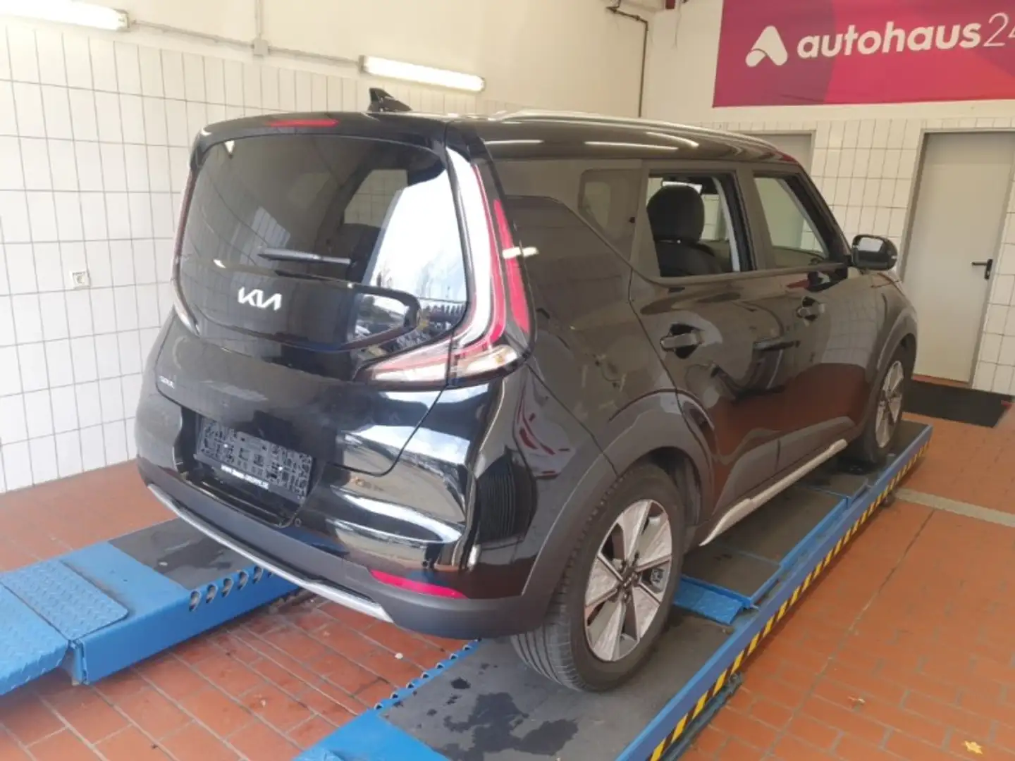 Kia Soul Inspiration Pano HarmanKardon ACC Leder HUD Schwarz - 2
