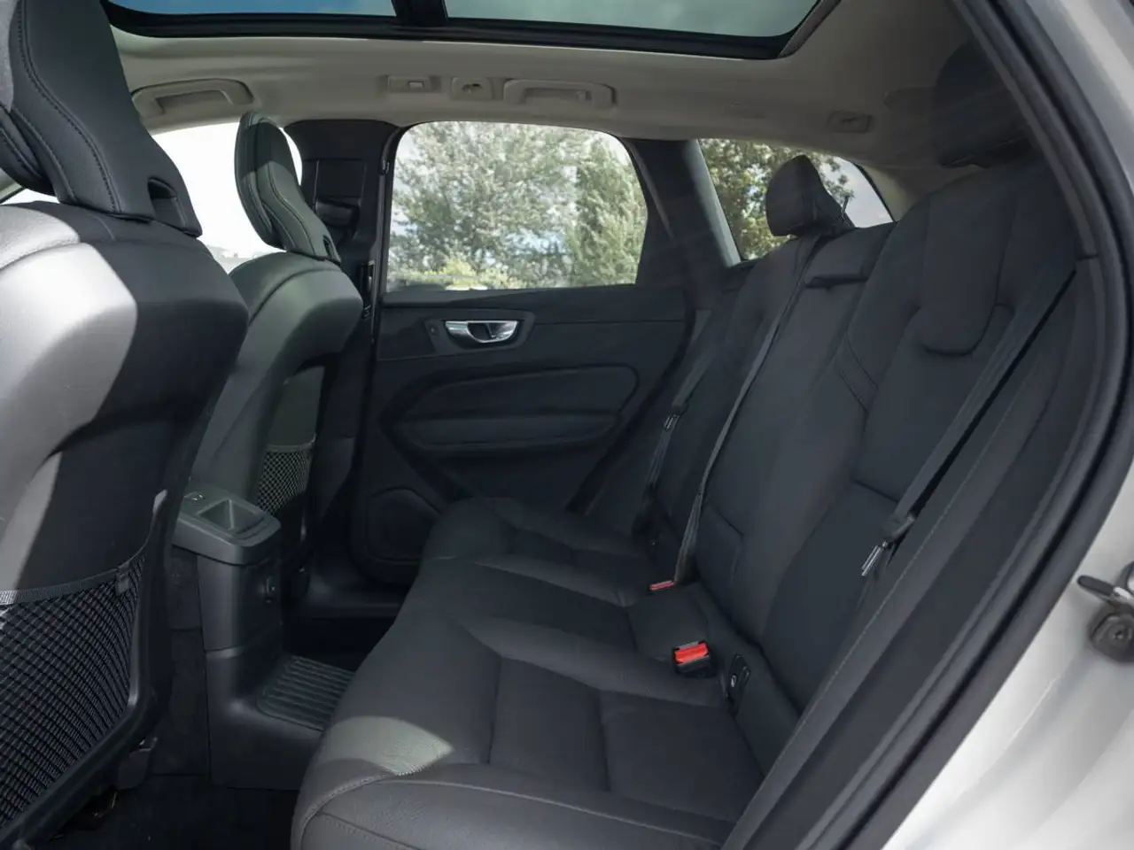 Volvo XC60 снимка Volvo XC60