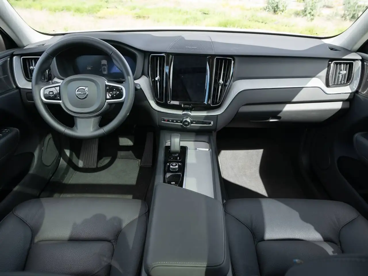 Volvo XC60 снимка Volvo XC60