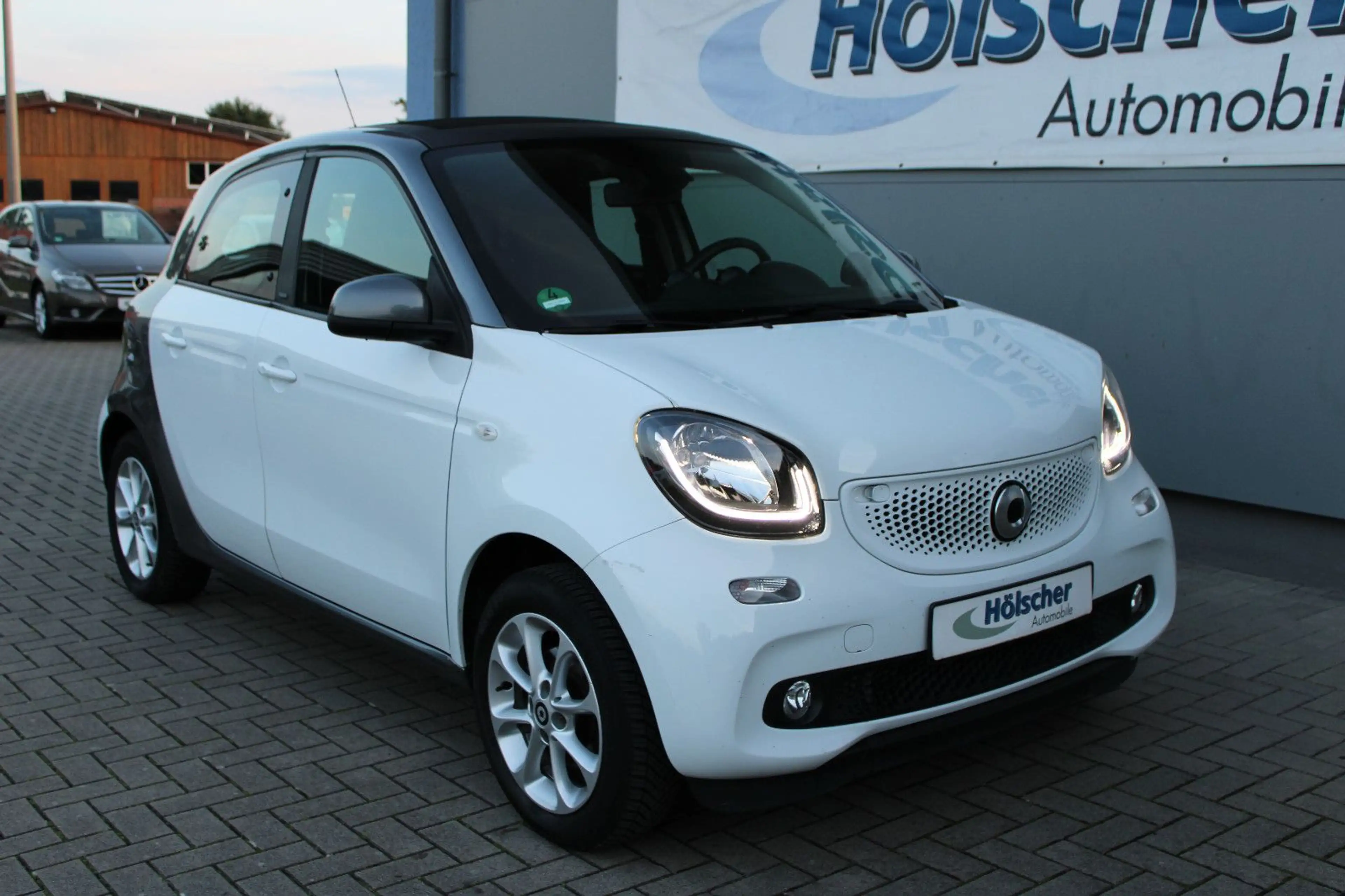 smart forFour forfour!!AUTOMATIK!! 66 kW!FALTDACH!