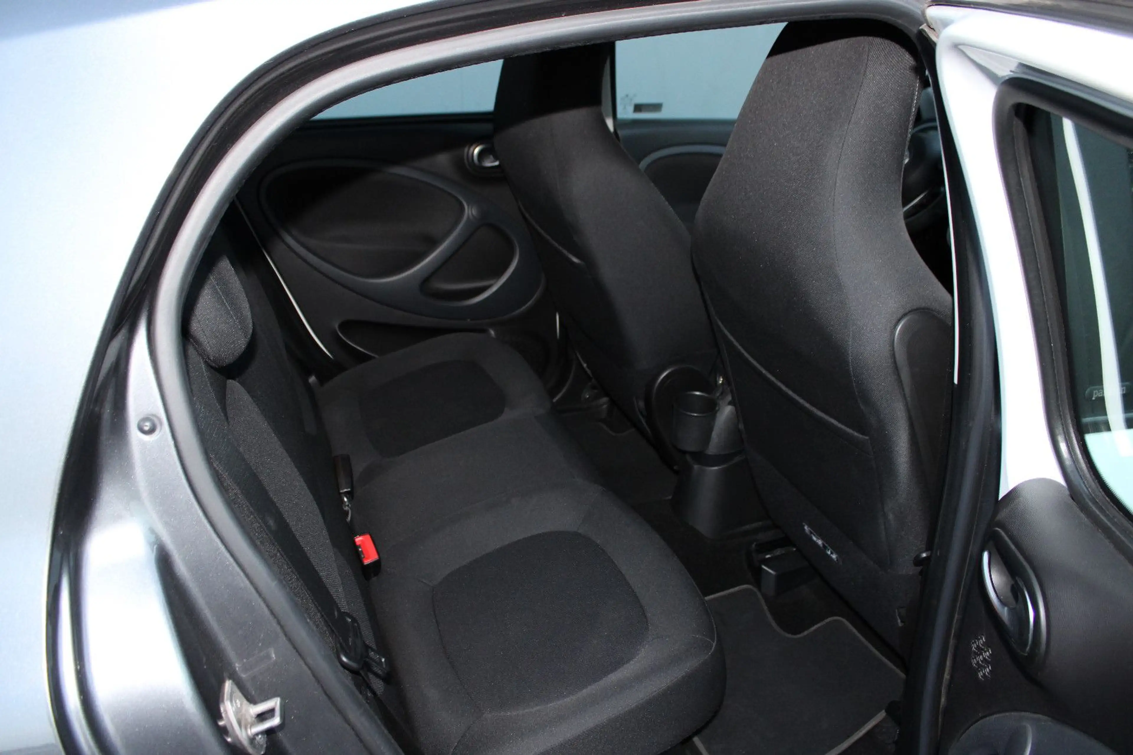 smart forFour forfour!!AUTOMATIK!! 66 kW!FALTDACH! — photo 15