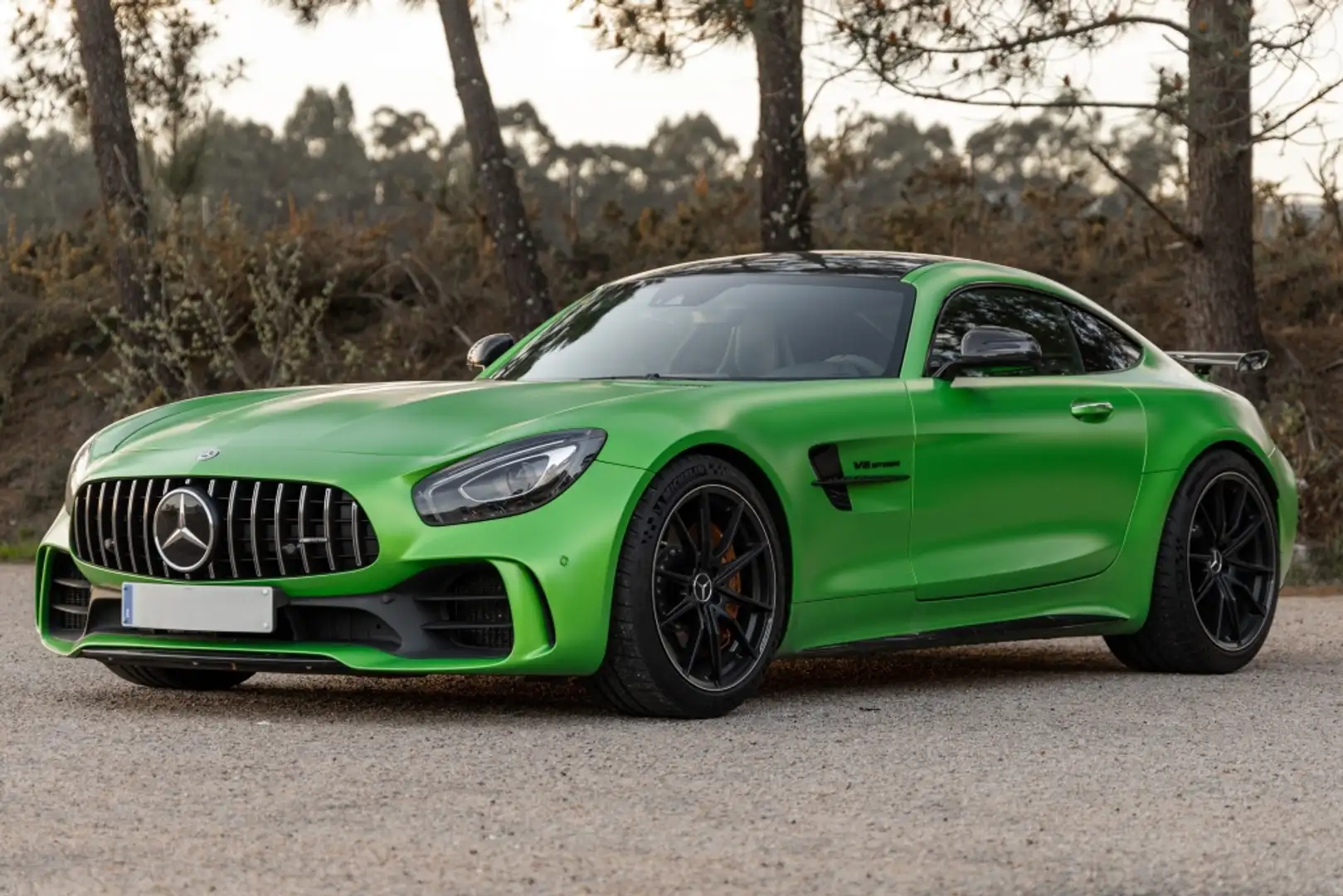 Mercedes-Benz AMG GT Coupé R Zelená - 2