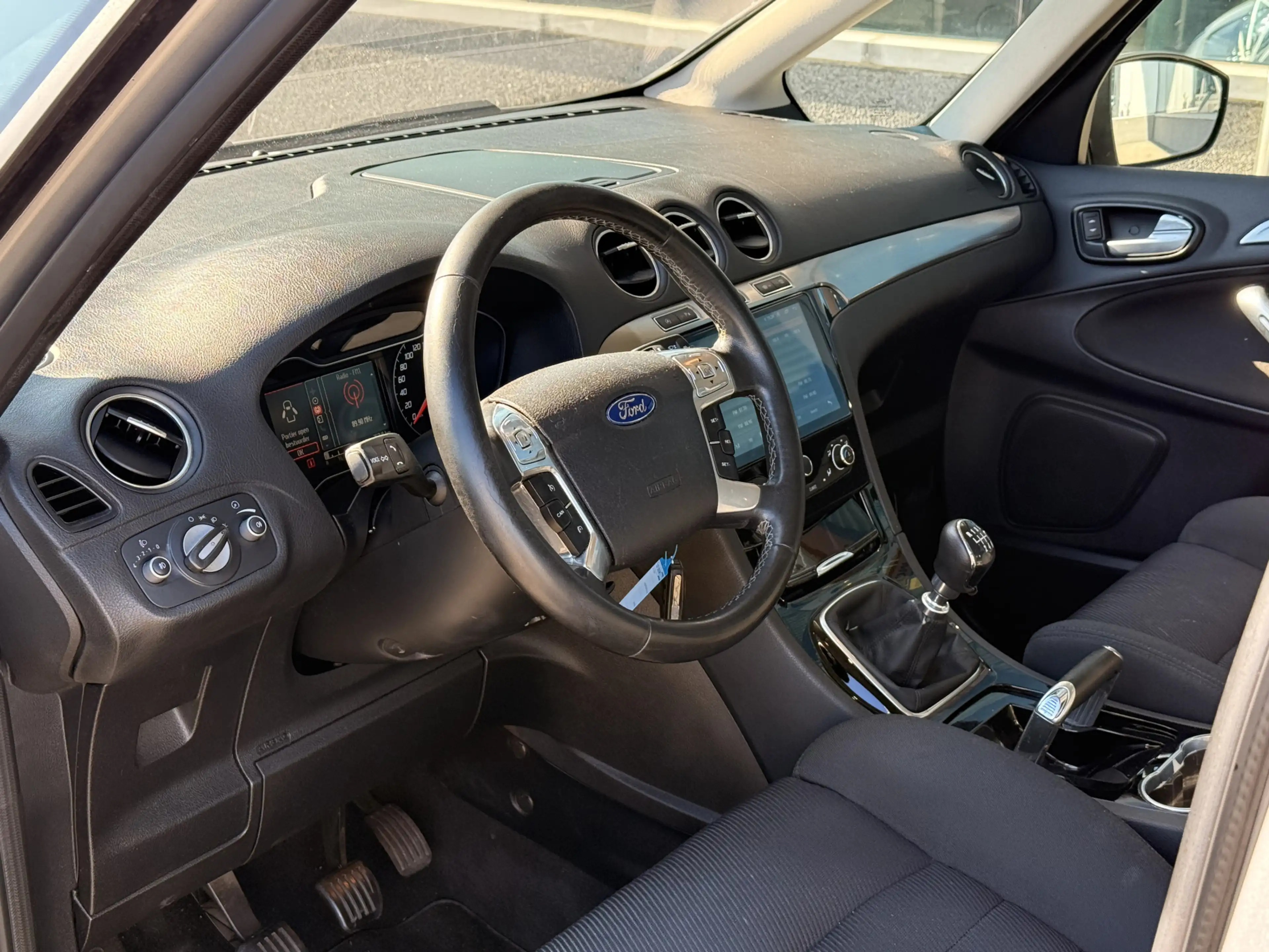 Ford Galaxy 1.6 SCTi Titanium 7 Persoons | Bluetooth | Parkeer — photo 2