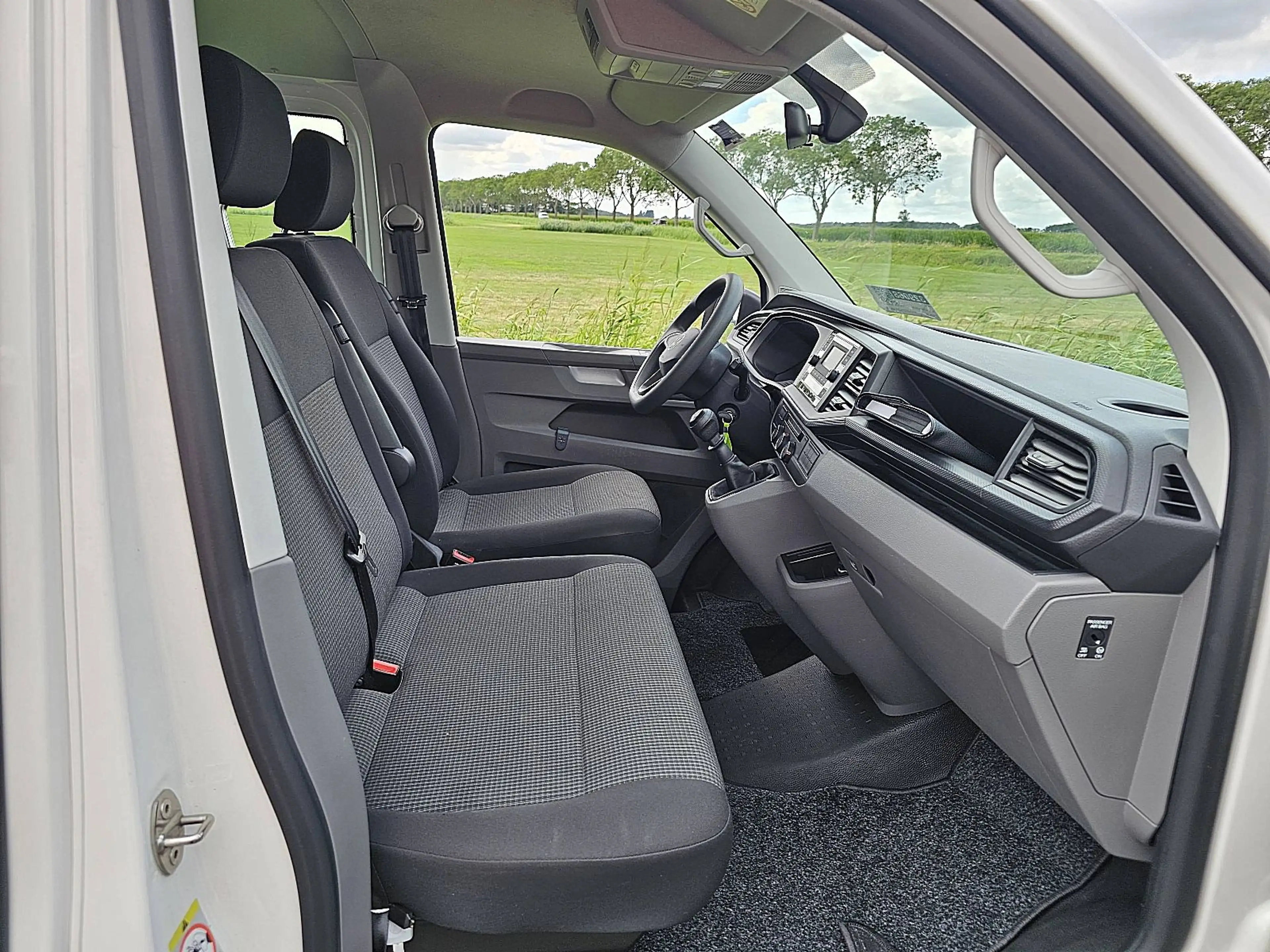 Volkswagen Transporter 2.0 TDI ac 9-pers EURO6 — photo 7