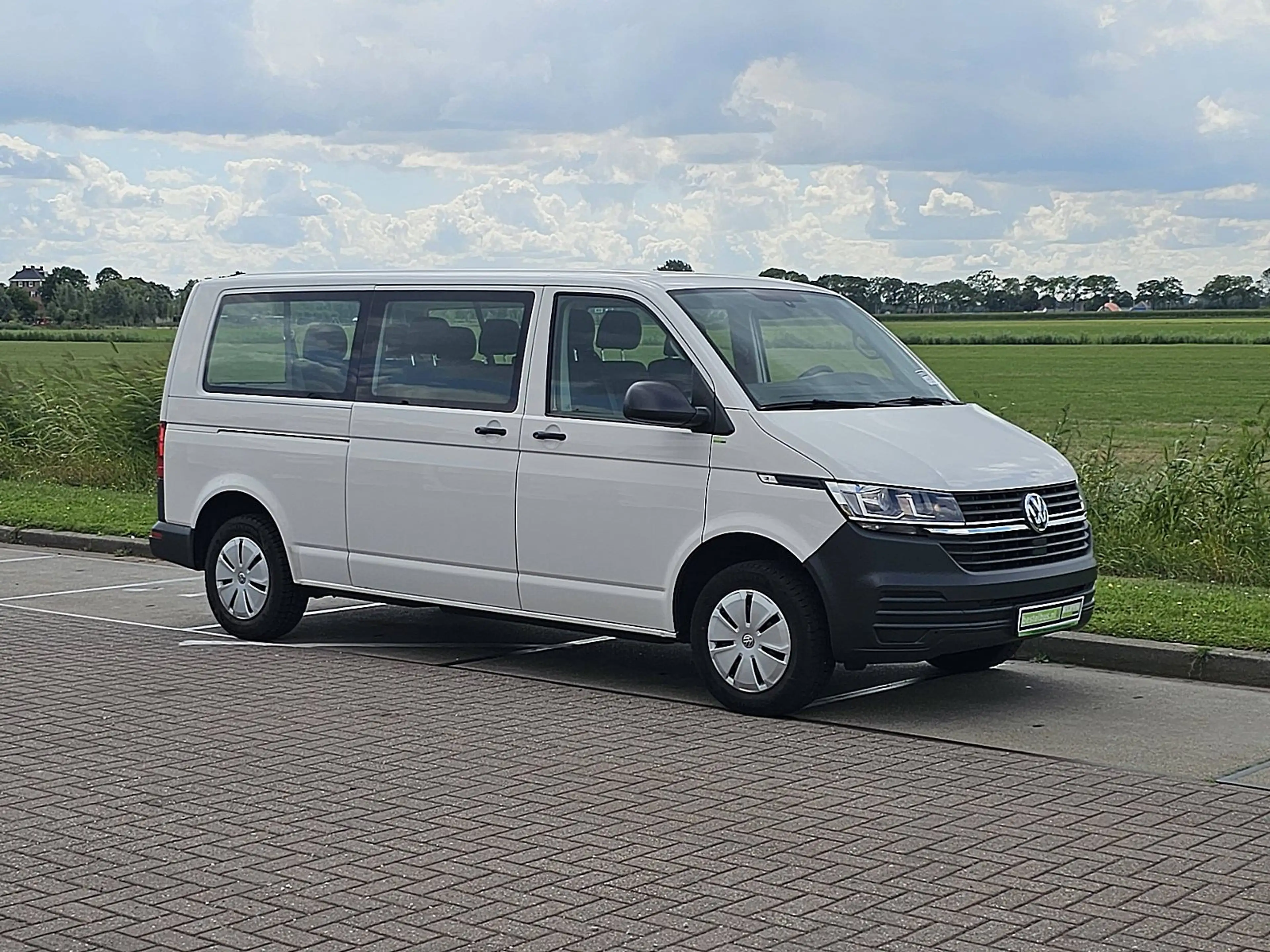 Volkswagen Transporter 2.0 TDI ac 9-pers EURO6 — photo 5