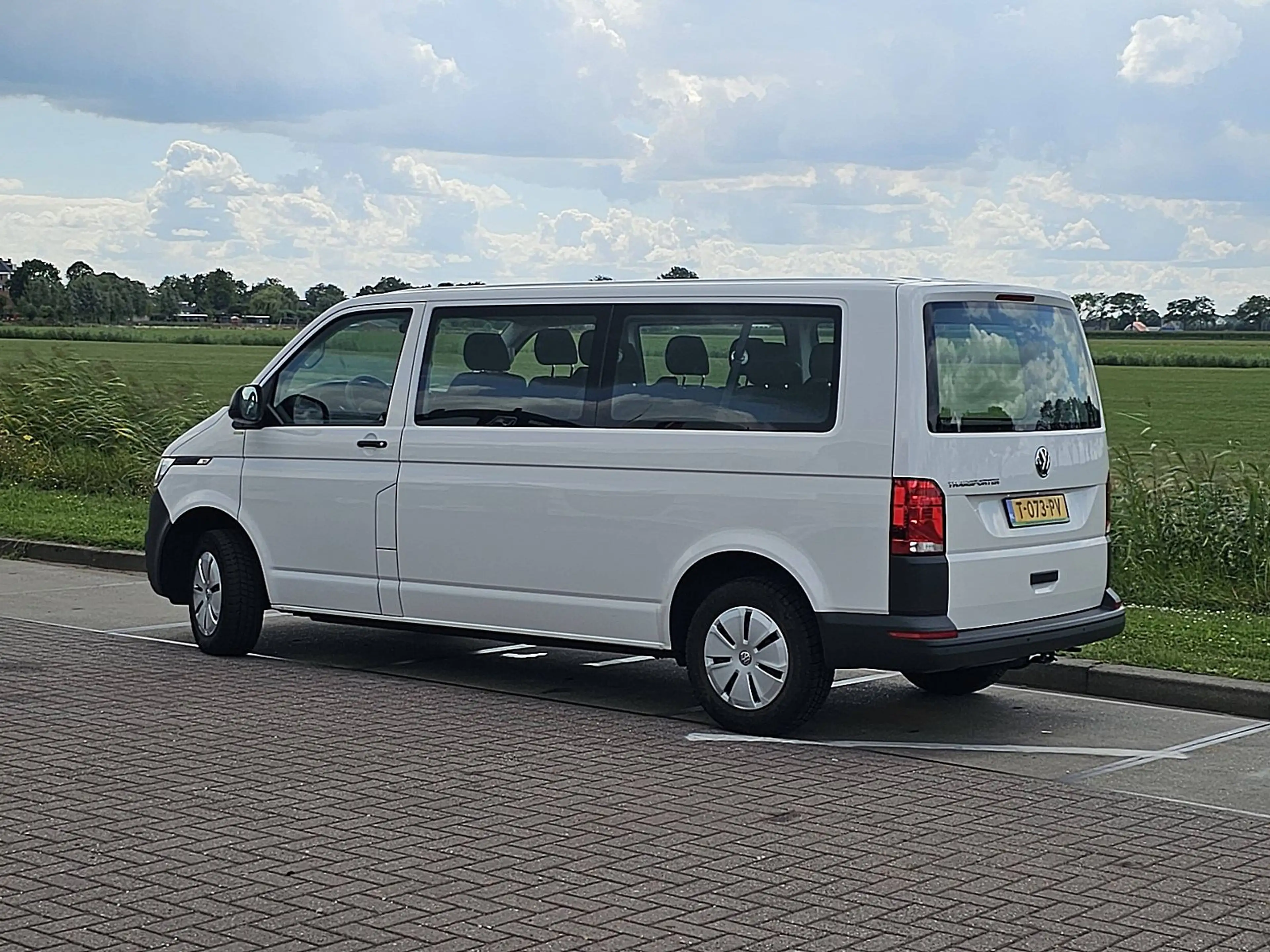 Volkswagen Transporter 2.0 TDI ac 9-pers EURO6 — photo 6