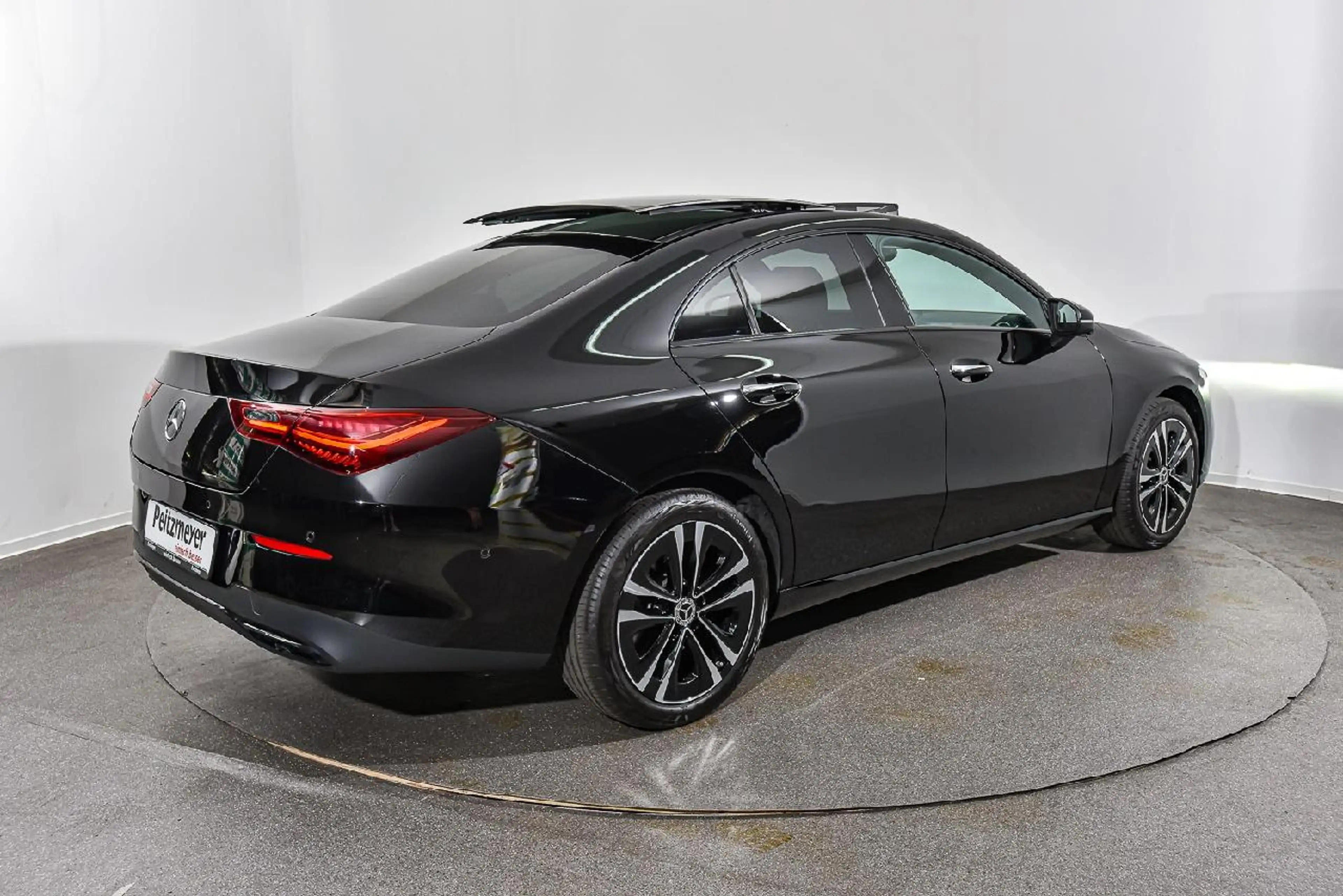 Mercedes-Benz CLA 220 CLA 200 Progressive Line Edition — photo 5