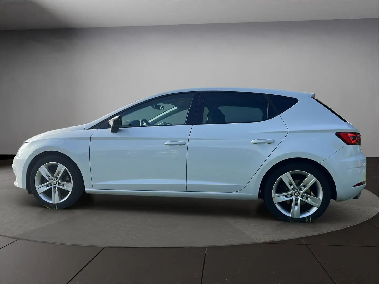 SEAT Leon FR/LED/ACC/RFK/NAVI/CarPLay Weiß - 2