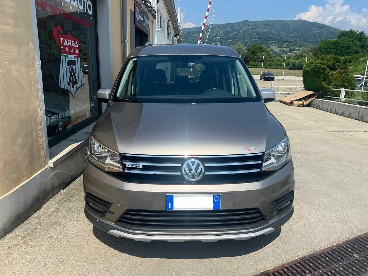 Volkswagen Caddy 2.0 TDI 122 CV 4MOTION Highline Grigio - 2