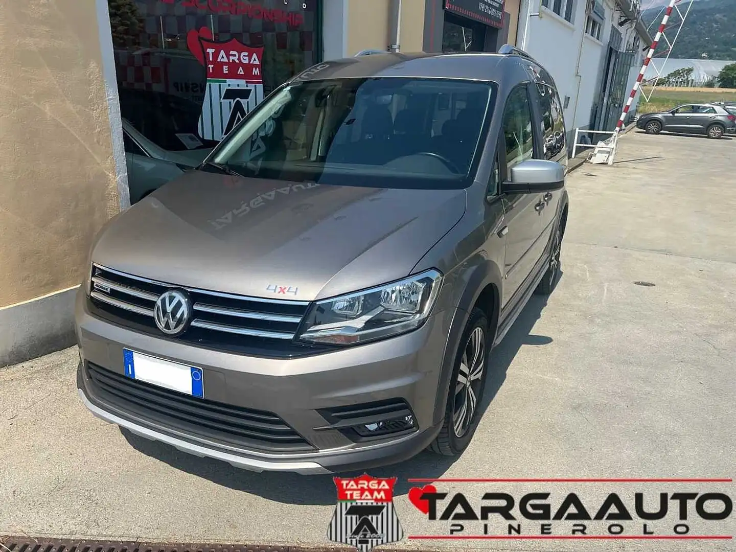 Volkswagen Caddy 2.0 TDI 122 CV 4MOTION Highline Grigio - 1