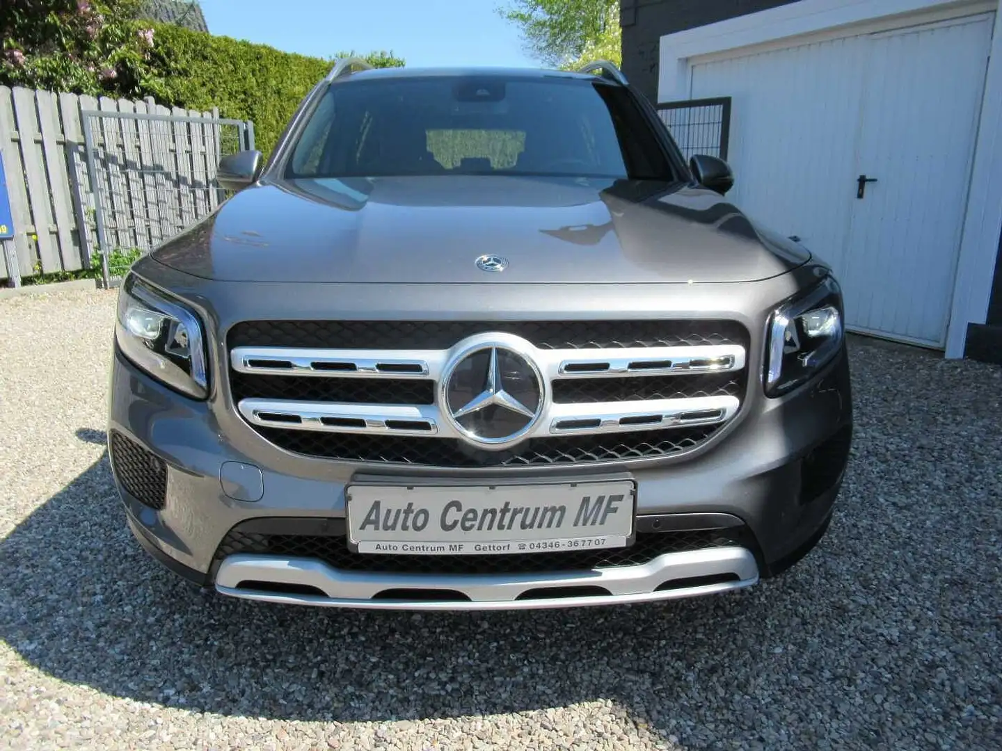 Mercedes-Benz GLB 180 d 8G-DCT Style Grau - 2