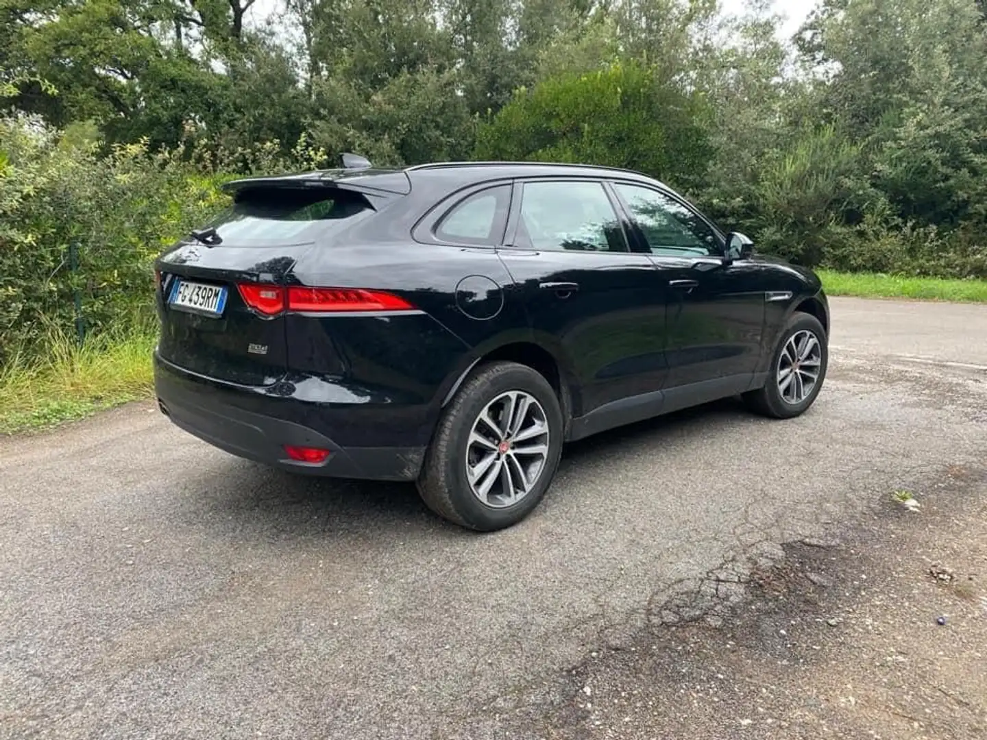 Jaguar F-Pace 2.0d Prestige awd 180cv auto Nero - 1