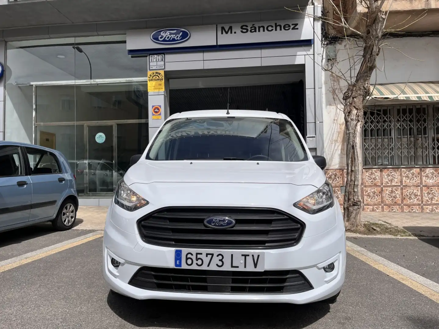 Ford Connect Comercial FT 220 Kombi S&S B. Corta L1 Tre Weiß - 2
