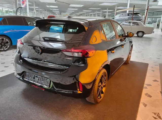 Opel Corsa view 8