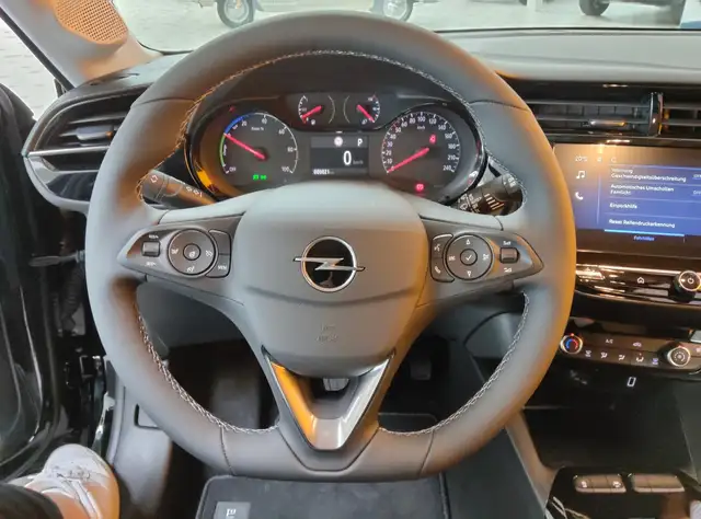 Opel Corsa view 13