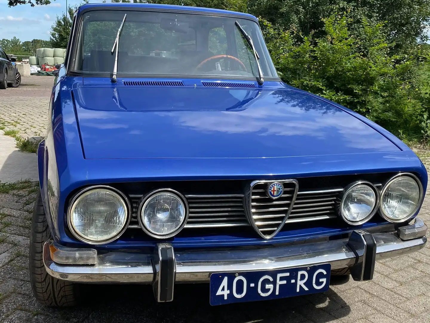 Alfa Romeo 2000 2.0 Berlina Blau - 2