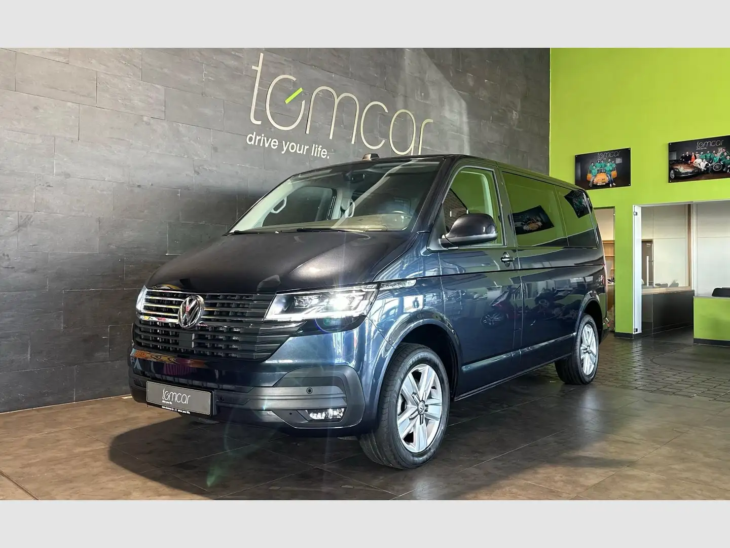 Volkswagen CARAVELLE TDI COMFORTLINE DSG Blau - 2