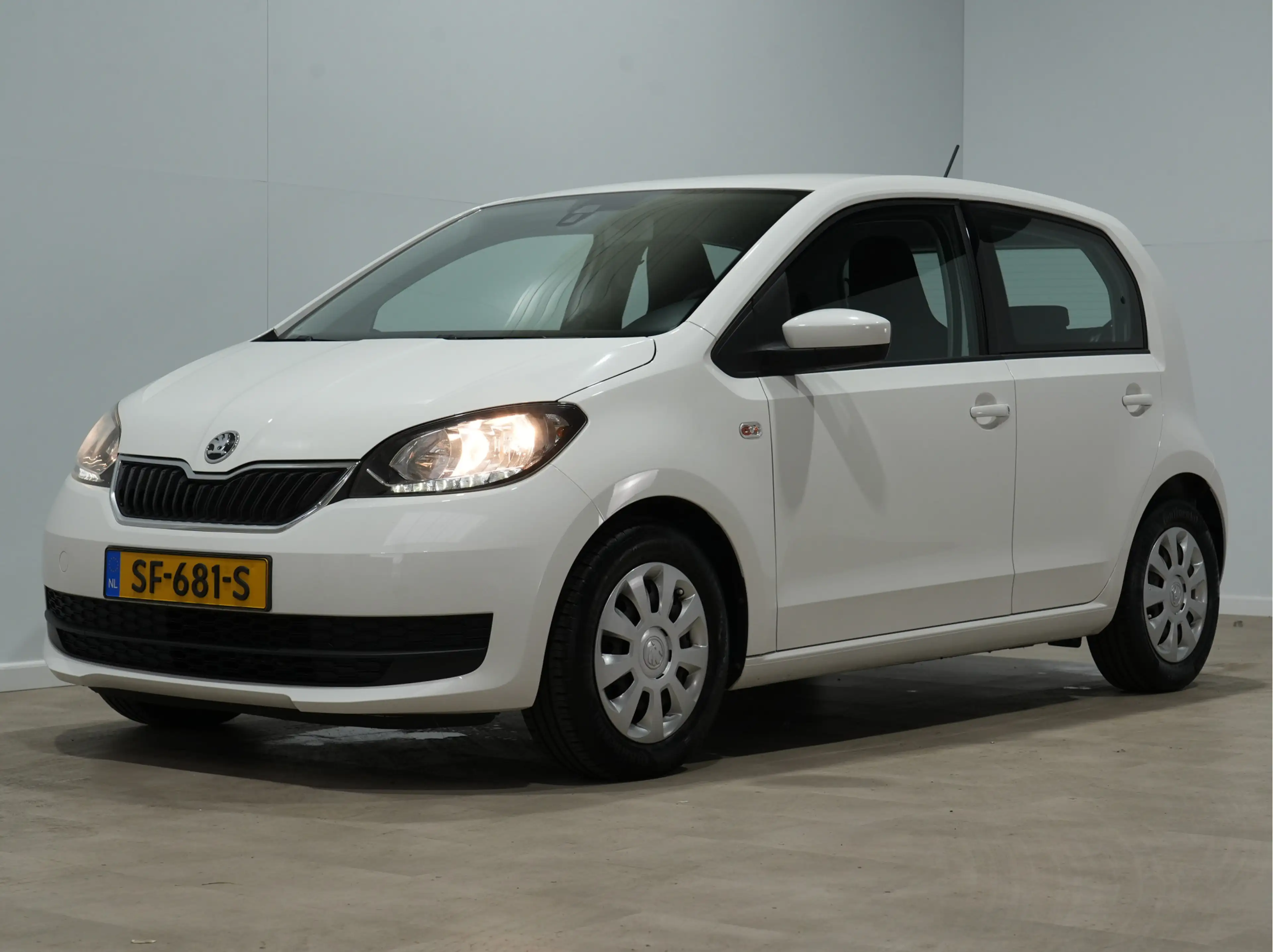 Skoda Citigo 1.0 60 pk Greentech Ambition Airco 45 victor — photo 2