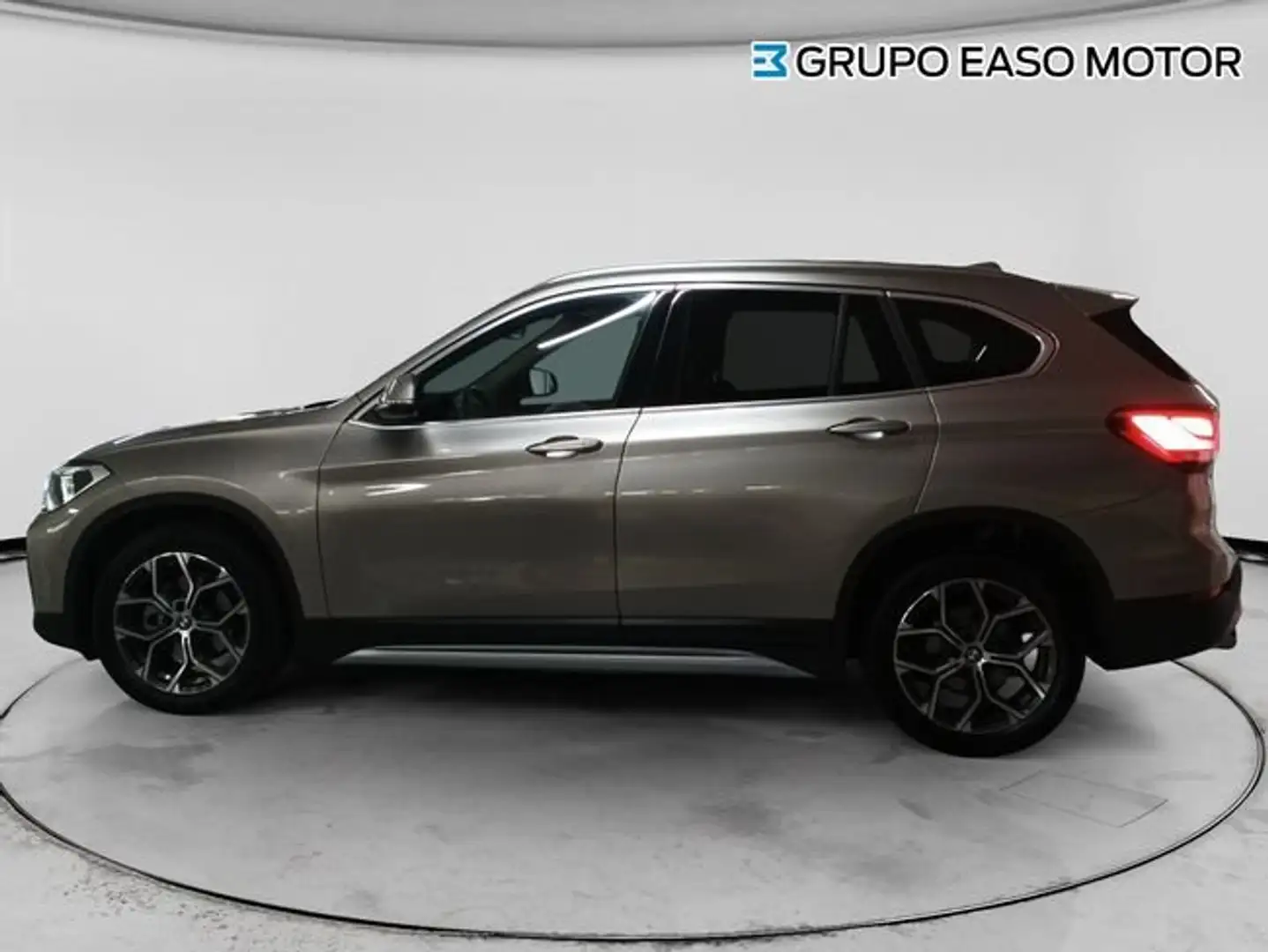 BMW X1 2.0 SDRIVE18D 150 5P Gris - 2