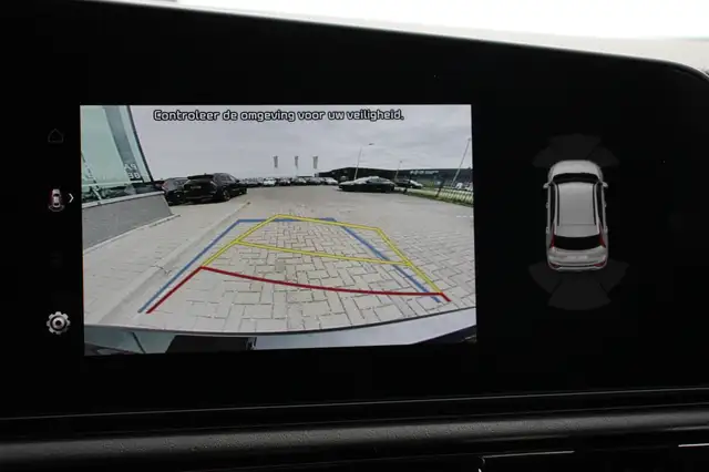 Kia E-Niro view 17