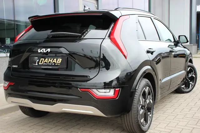 Kia E-Niro view 8
