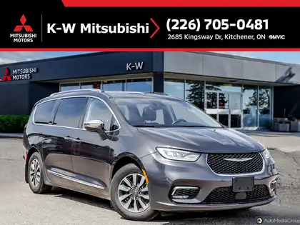 2021 Chrysler Pacifica Hybrid Limited FWD