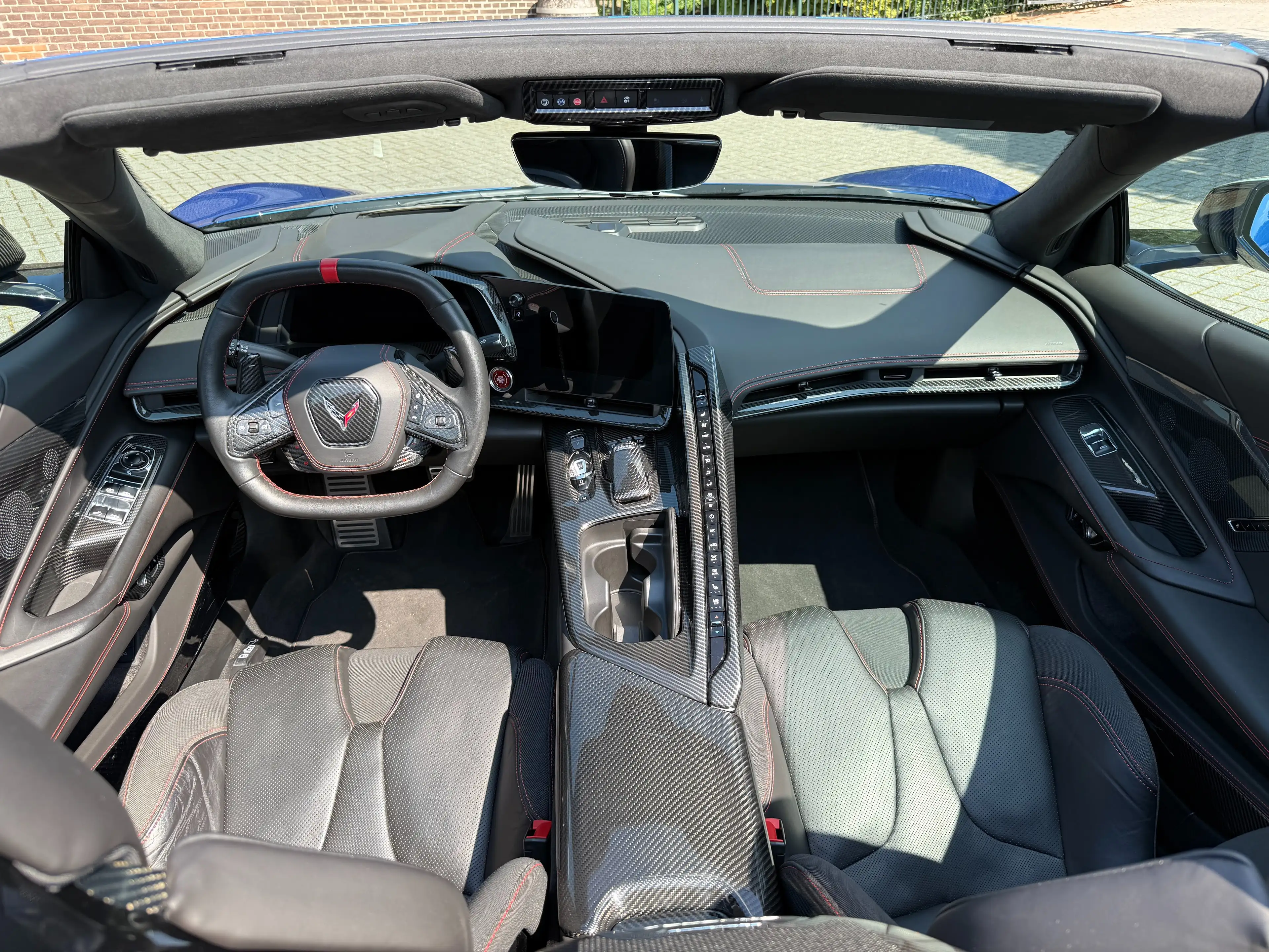 Chevrolet Corvette C8 Convertible Stingray R 6.2L V8 LT3 — photo 7