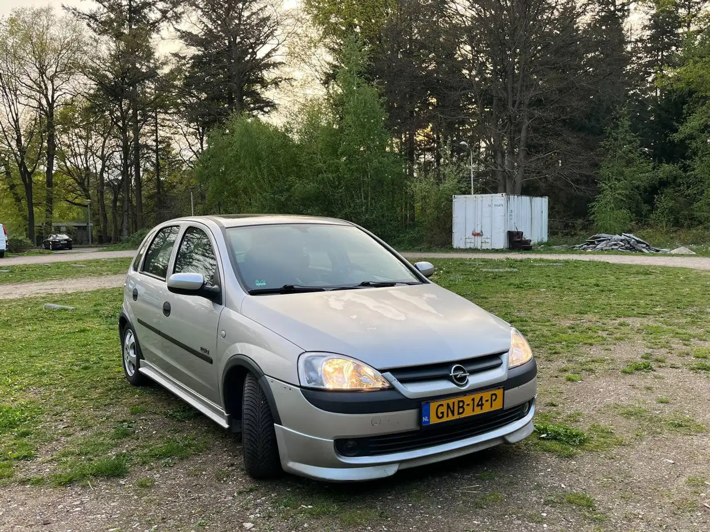 Opel Corsa 1.4 16V Elegance - 1