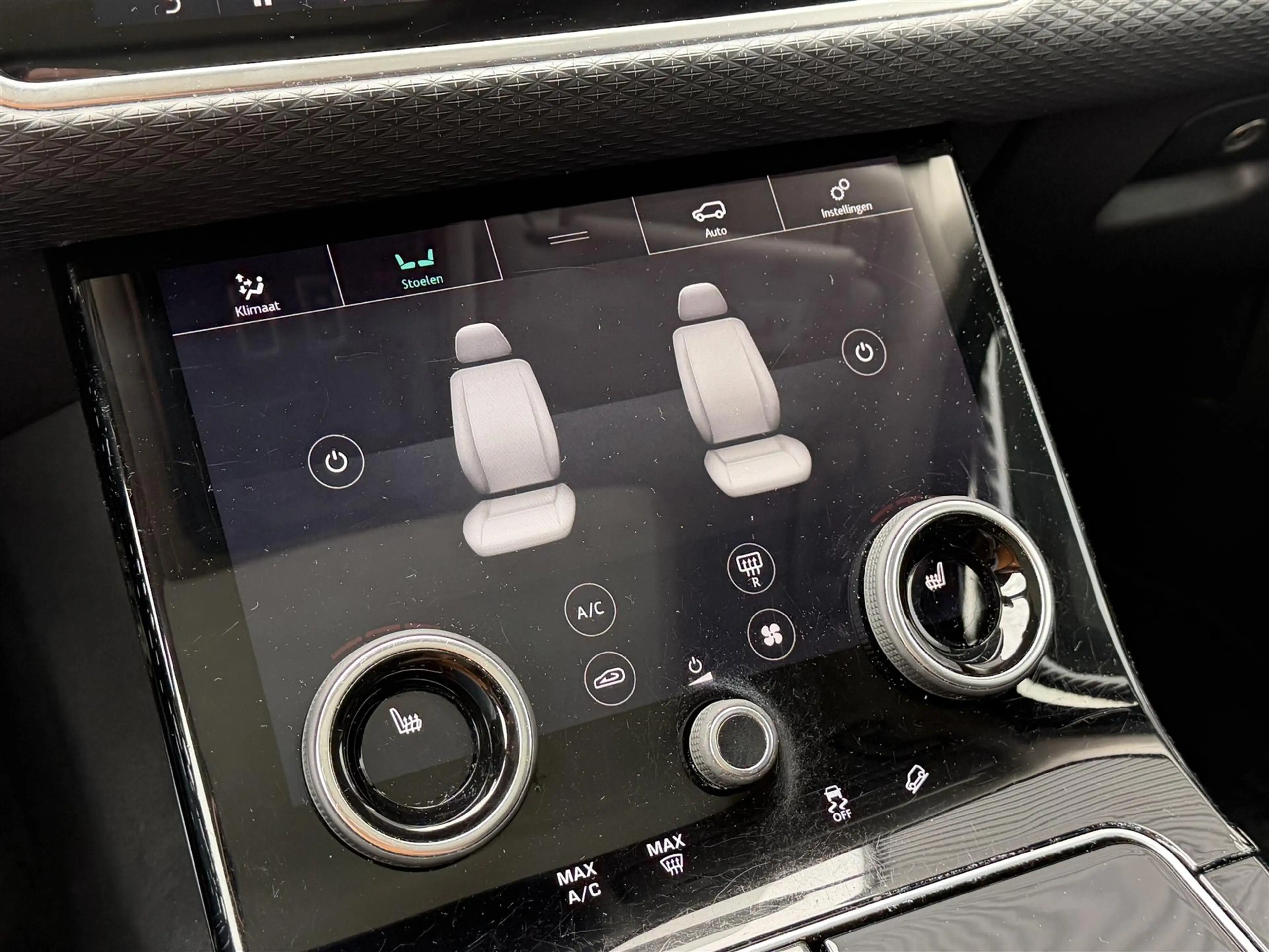 Land Rover Range Rover Velar P250 2.0 HSE (PANO|ACC|MERIDIAN|TREKHAAK|22") — photo 15