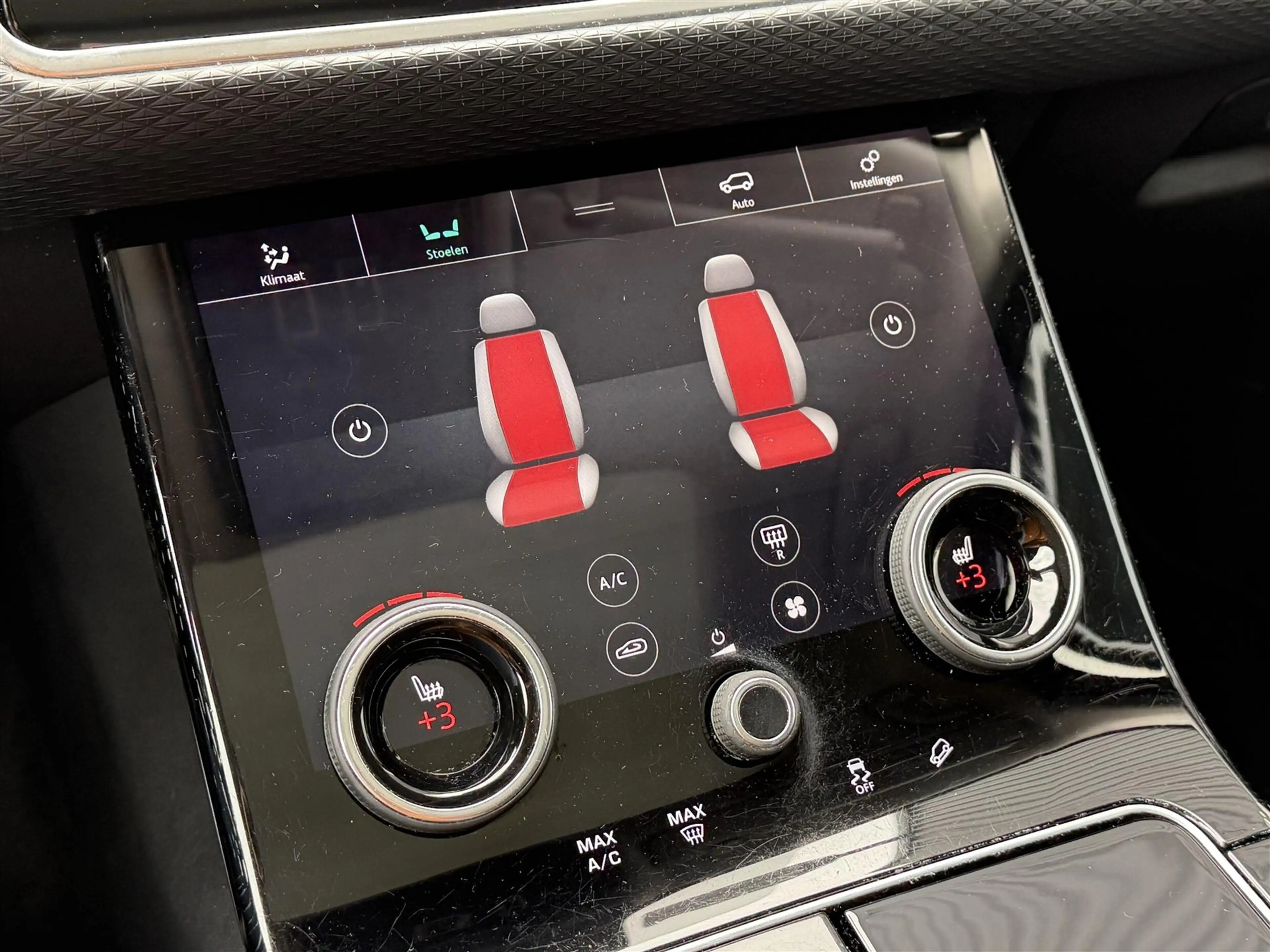 Land Rover Range Rover Velar P250 2.0 HSE (PANO|ACC|MERIDIAN|TREKHAAK|22") — photo 16