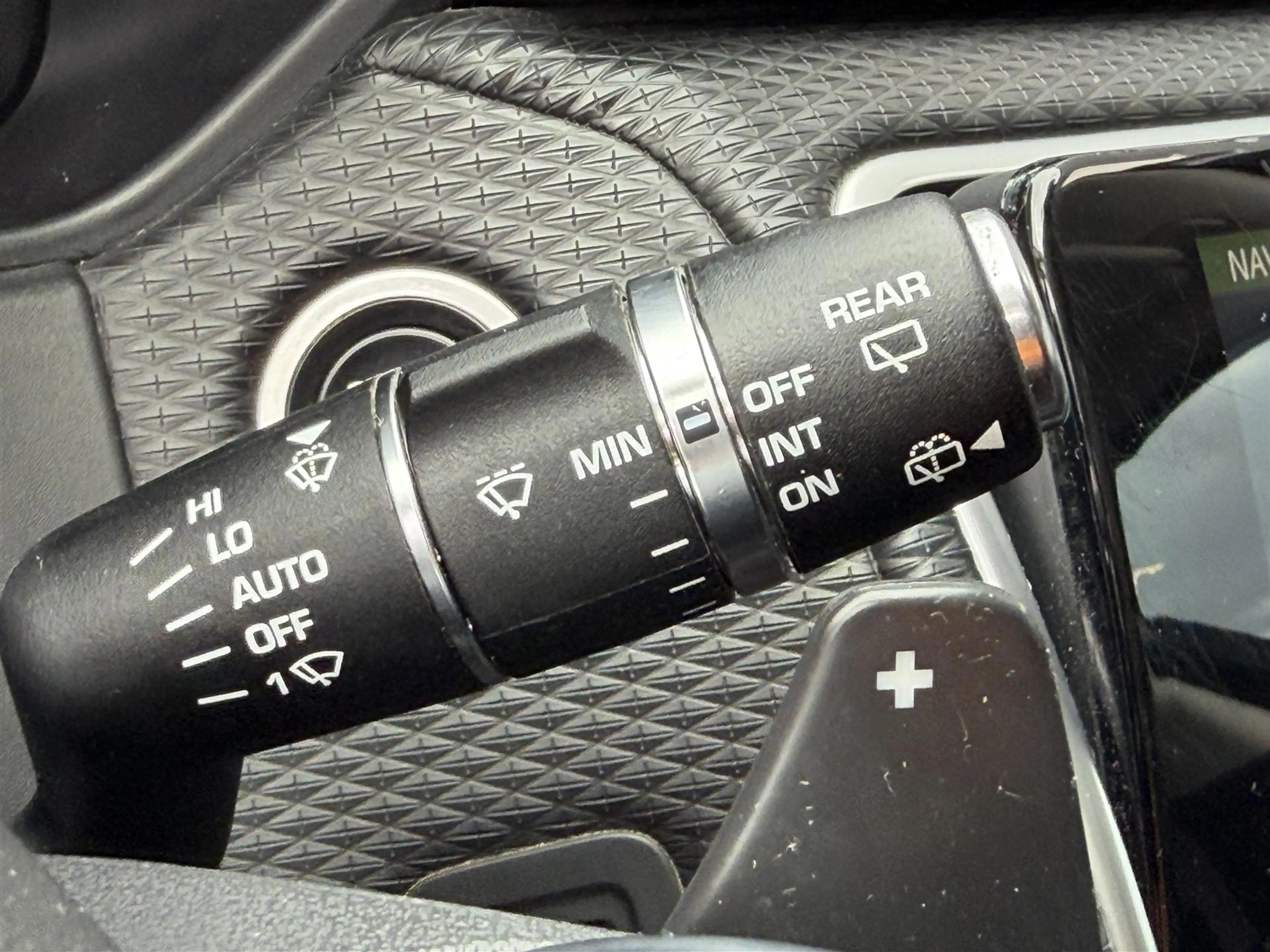 Land Rover Range Rover Velar P250 2.0 HSE (PANO|ACC|MERIDIAN|TREKHAAK|22") — photo 27