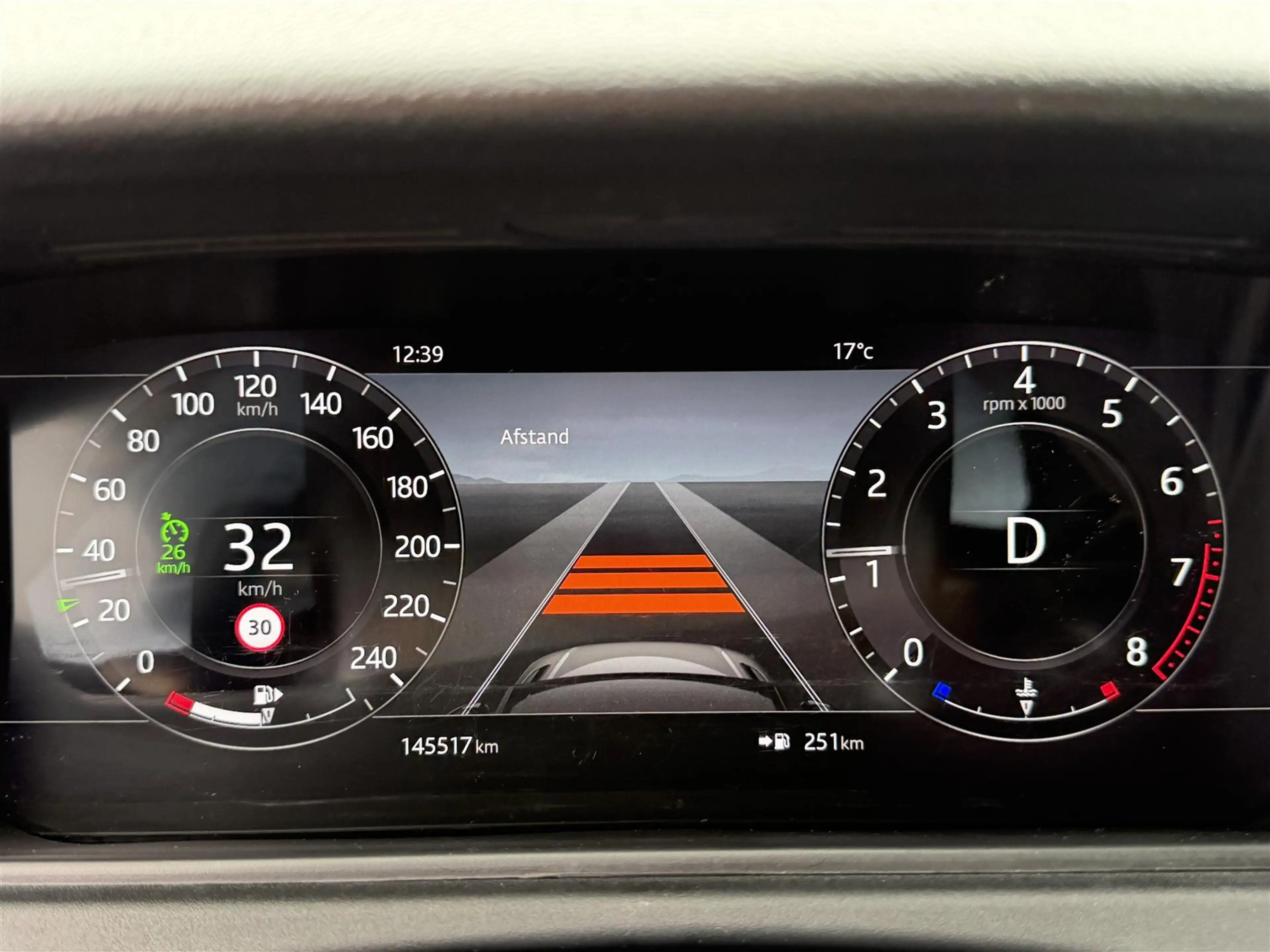 Land Rover Range Rover Velar P250 2.0 HSE (PANO|ACC|MERIDIAN|TREKHAAK|22") — photo 22