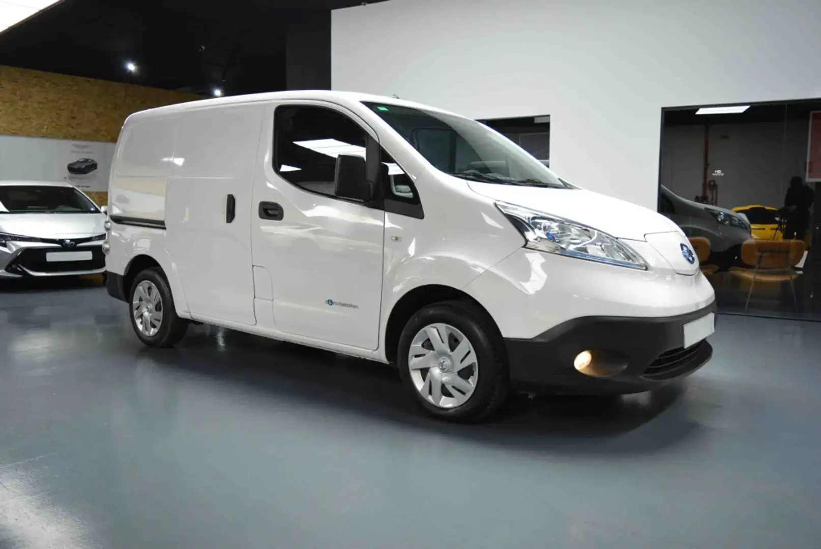 Nissan NV200 e-NV200 Furgón Profesional 4p. Blanco - 2