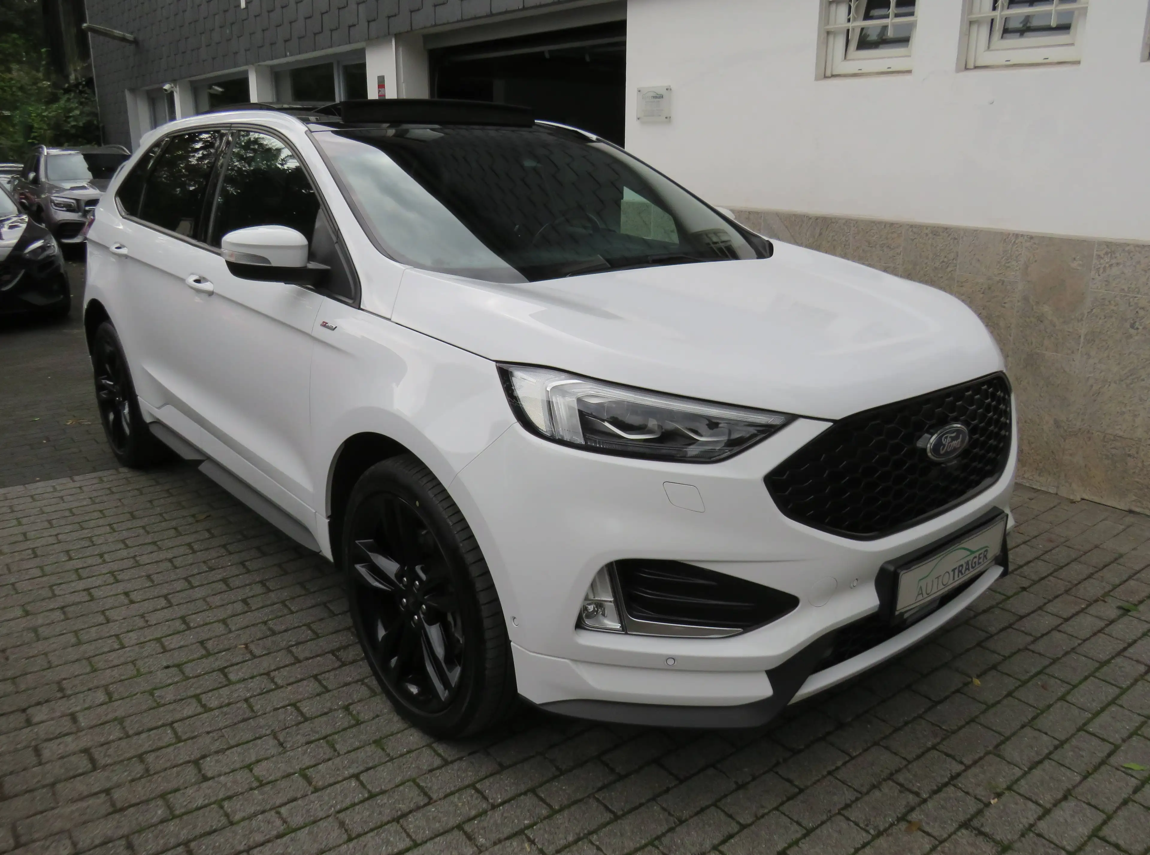 Ford Edge ST-Line 4x4 — photo 12