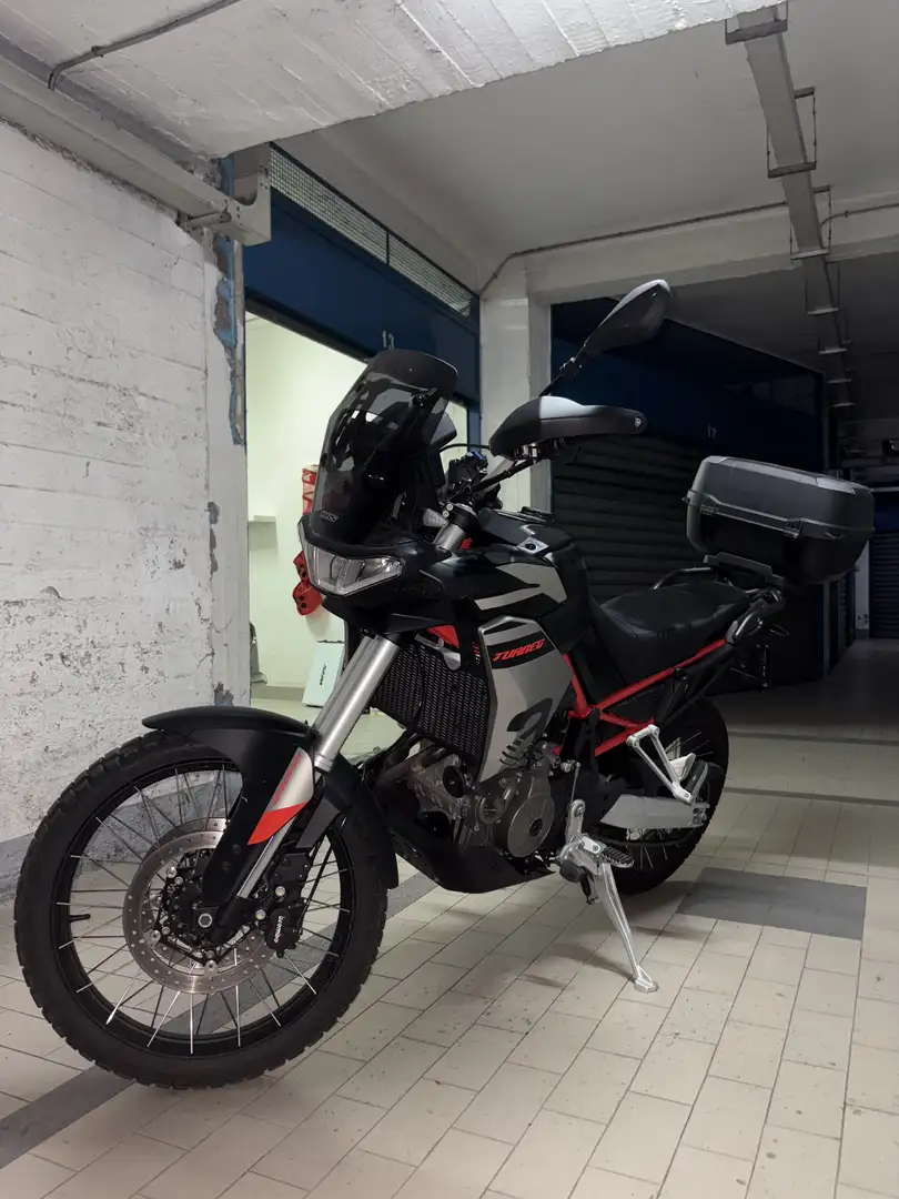 Aprilia Tuareg - 1