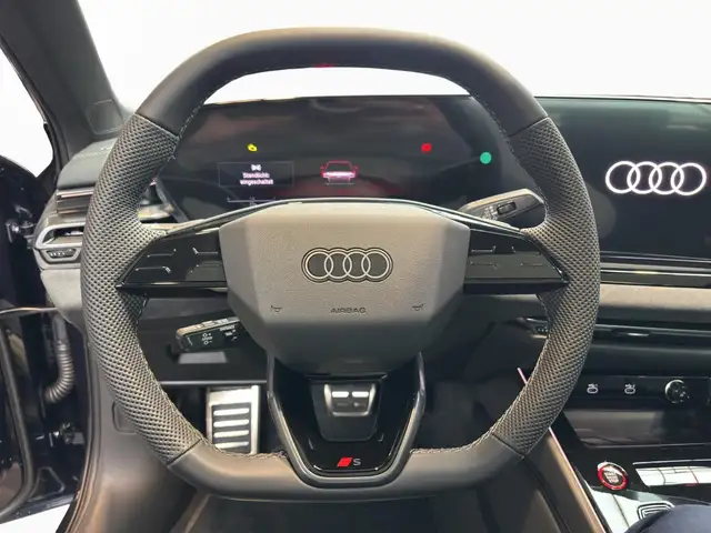 Audi A6 view 4