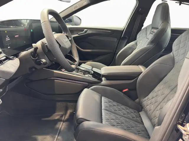 Audi A6 view 8