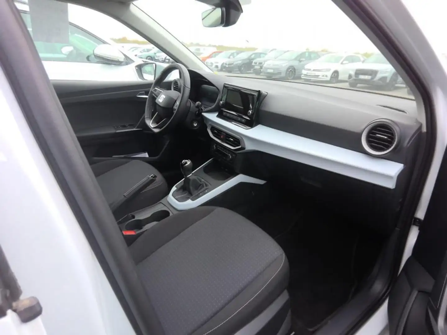 SEAT Arona - 04/2024 8 103 KMS Copa 1.0 TSI 115 Blanc - 2