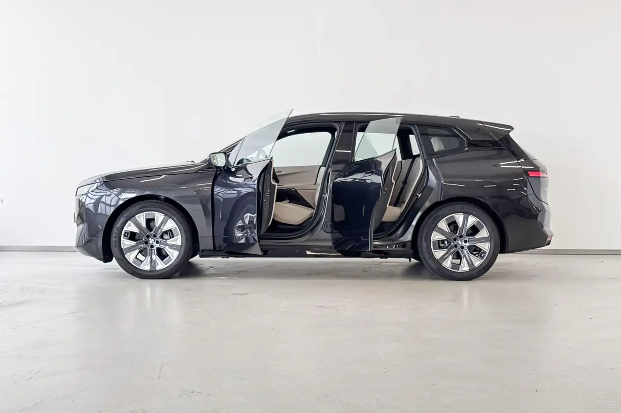 BMW iX 2026