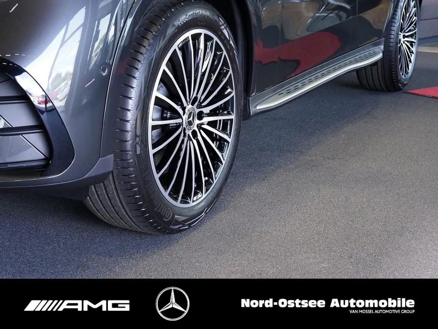 Mercedes-Benz GLC 200 d 4m AMG-EDITION PANO AHK DISTRON MEMORY Grau - 2