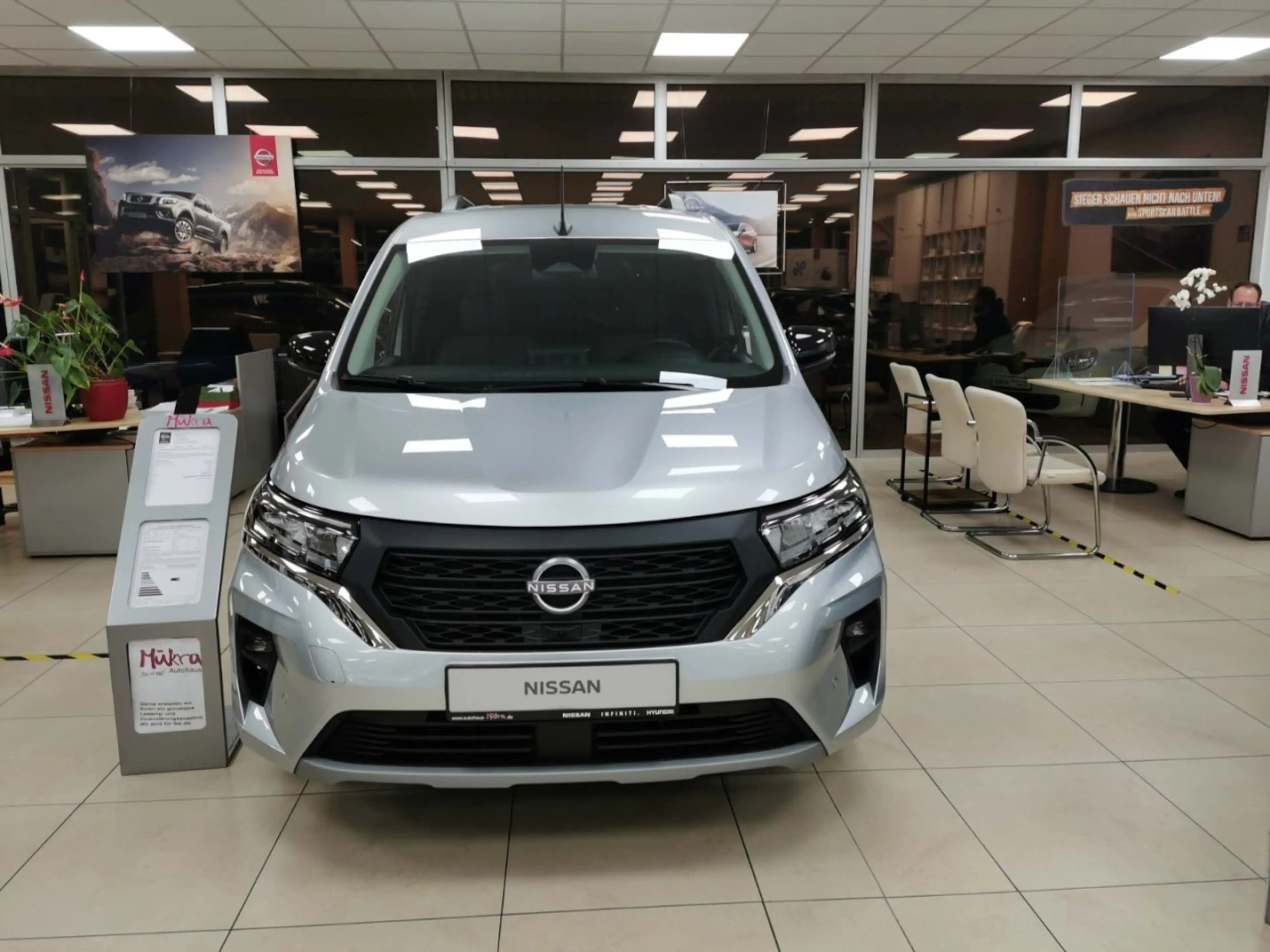 Nissan Townstar Kombi Tekna 1.3DIG-T 130PS MT AHK und Winterräder — photo 2