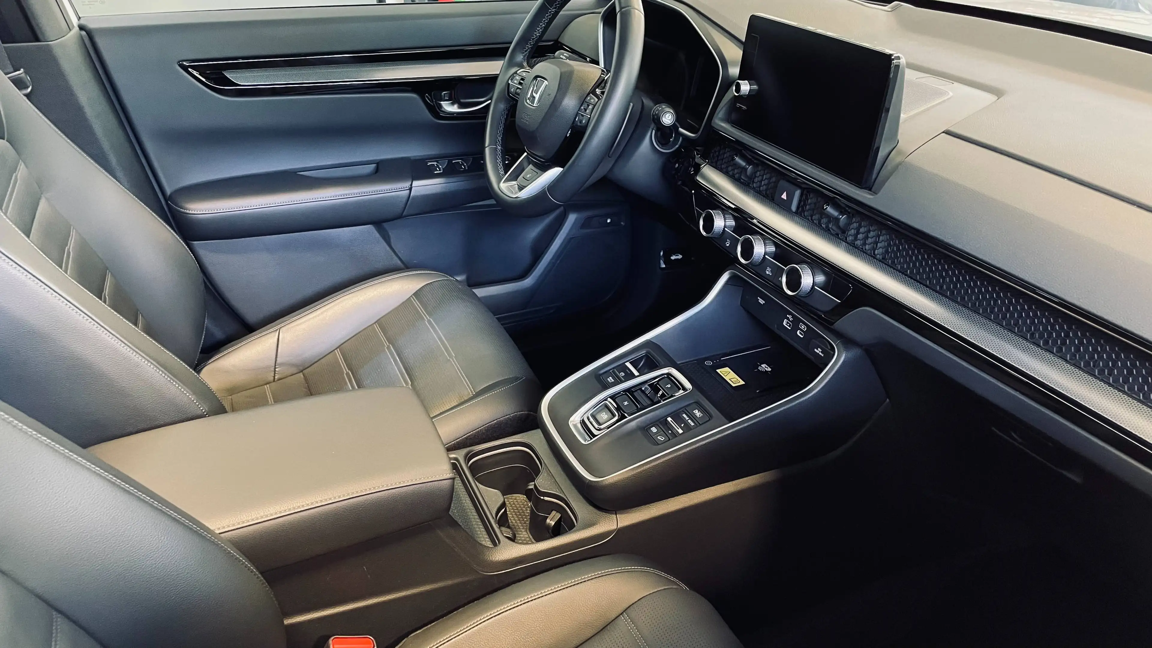 Honda CR-V CR-V e:PHEV 2.0i 2WD Advance Tech — photo 6