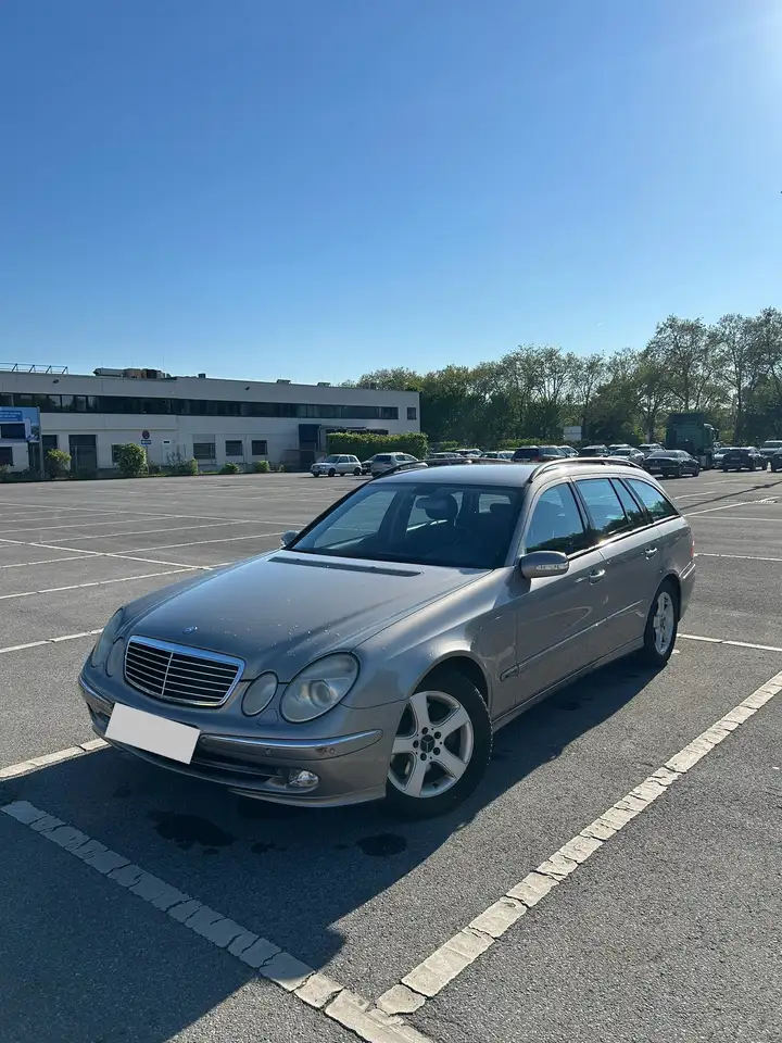 Mercedes-Benz E 280