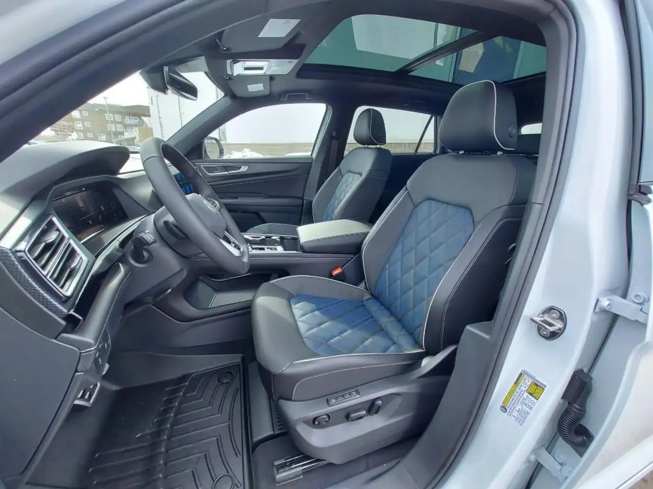 Volkswagen Atlas снимка Volkswagen Atlas