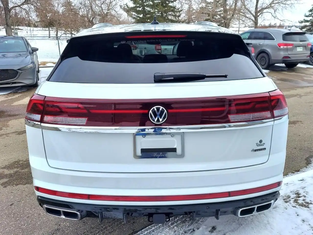Volkswagen Atlas снимка Volkswagen Atlas