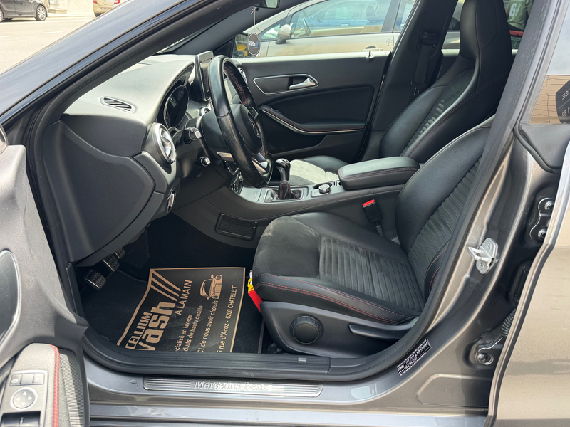 Mercedes-Benz CLA 180 BE Edition Pack-Amg Jante Gps Airco Led Bi-Xénon Euro6b — photo 12