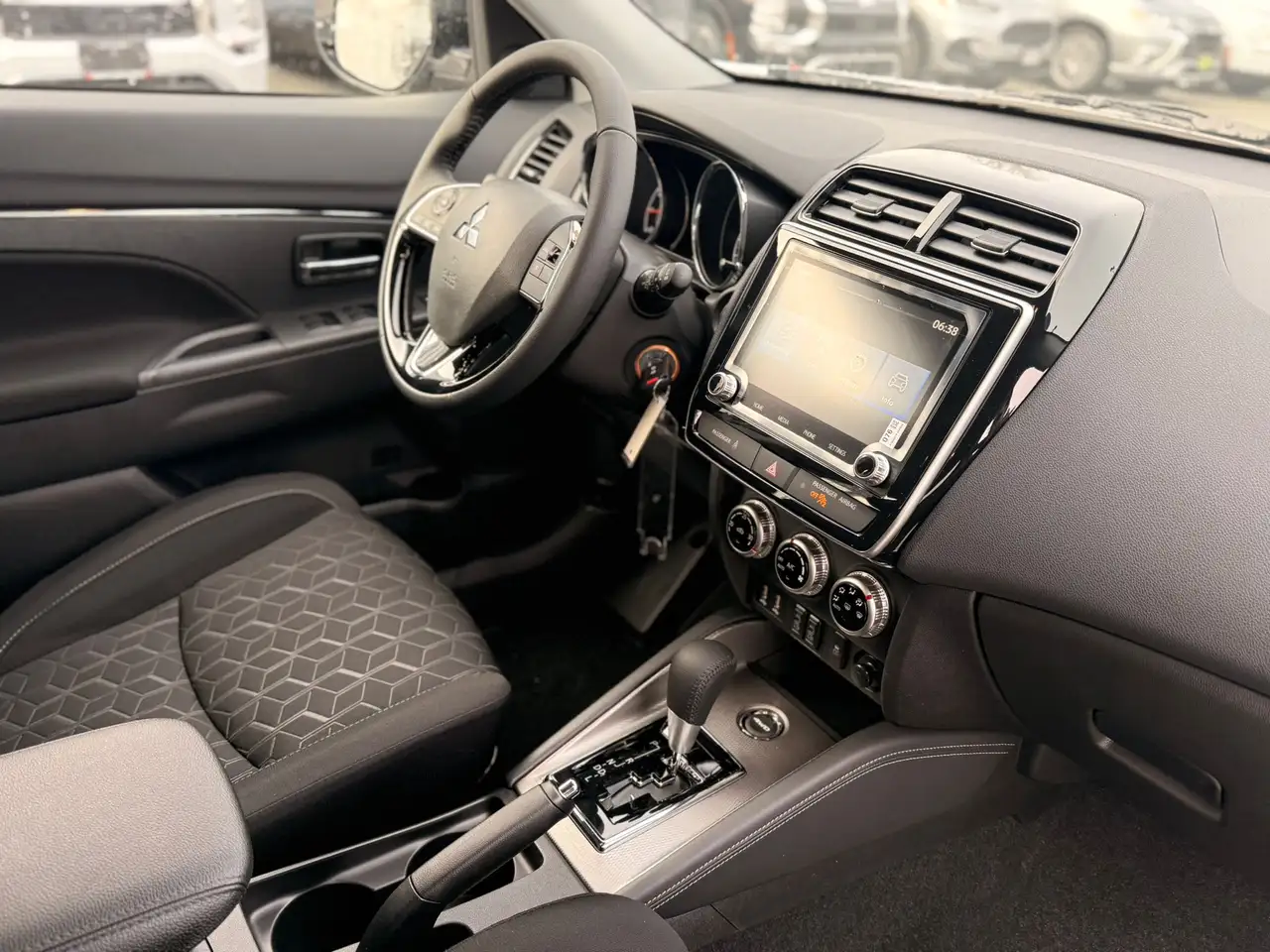 Mitsubishi RVR снимка Mitsubishi RVR