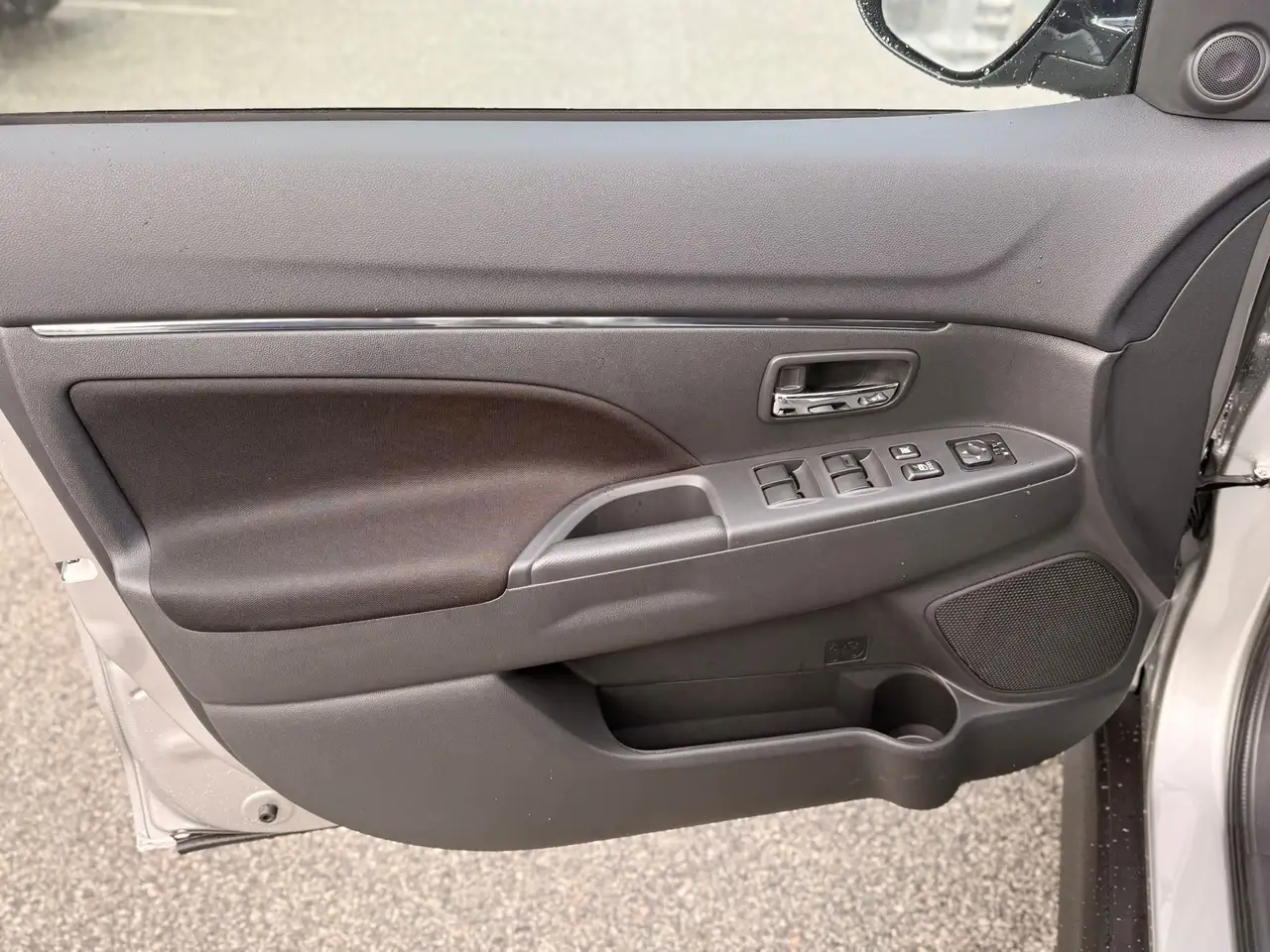 Mitsubishi RVR снимка Mitsubishi RVR