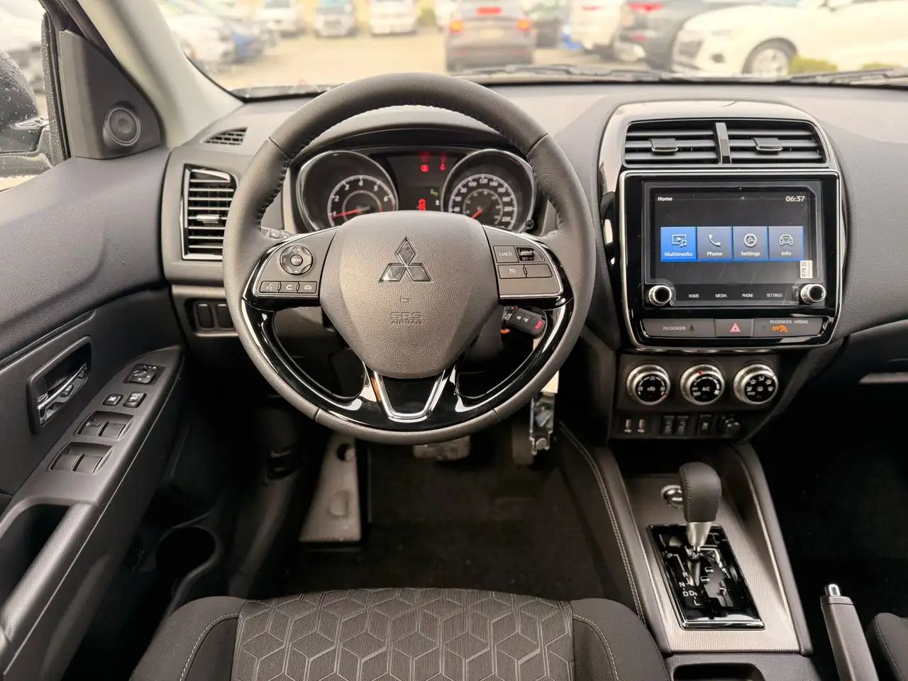 Mitsubishi RVR снимка Mitsubishi RVR